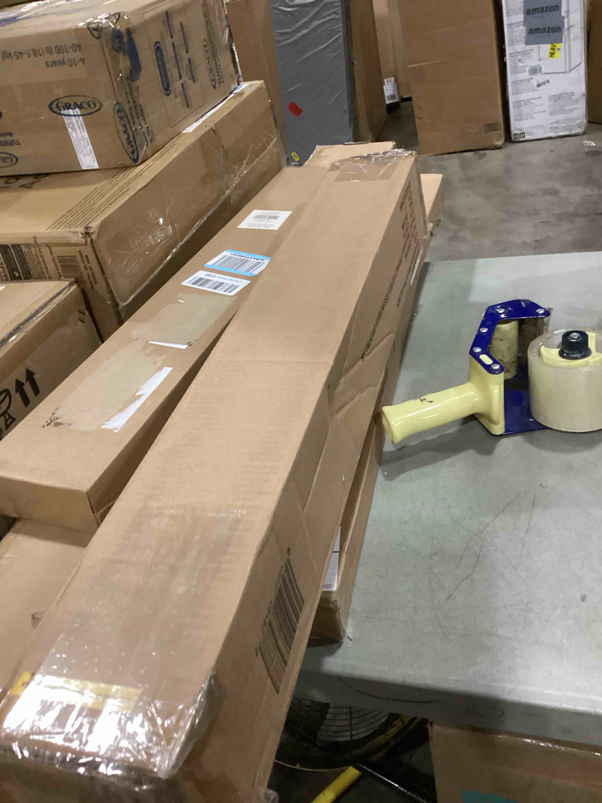 https://s3.amazonaws.com/lotting-images-prod/bidfta/PNK1294506_1743433613062.jpeg