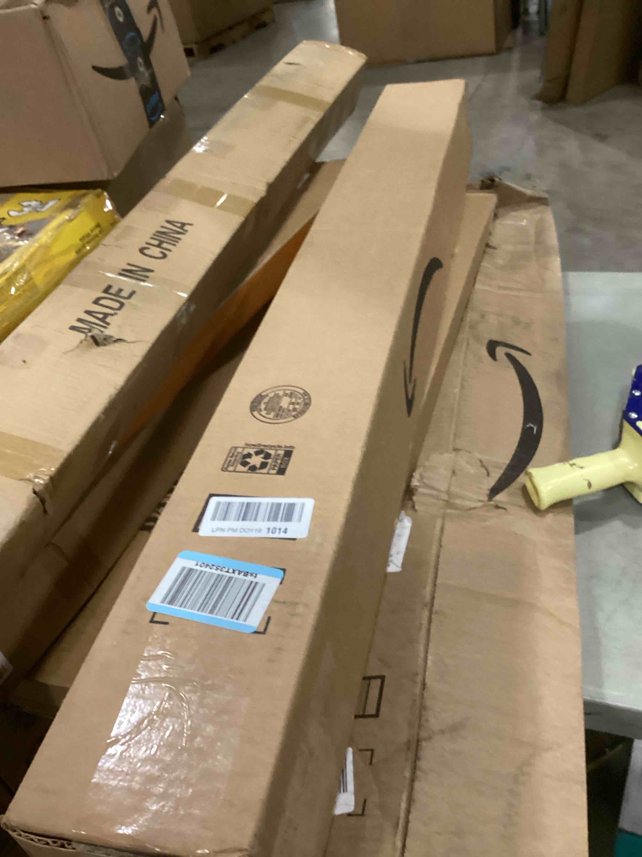 https://s3.amazonaws.com/lotting-images-prod/bidfta/PNK1294858_1743601207712.jpeg