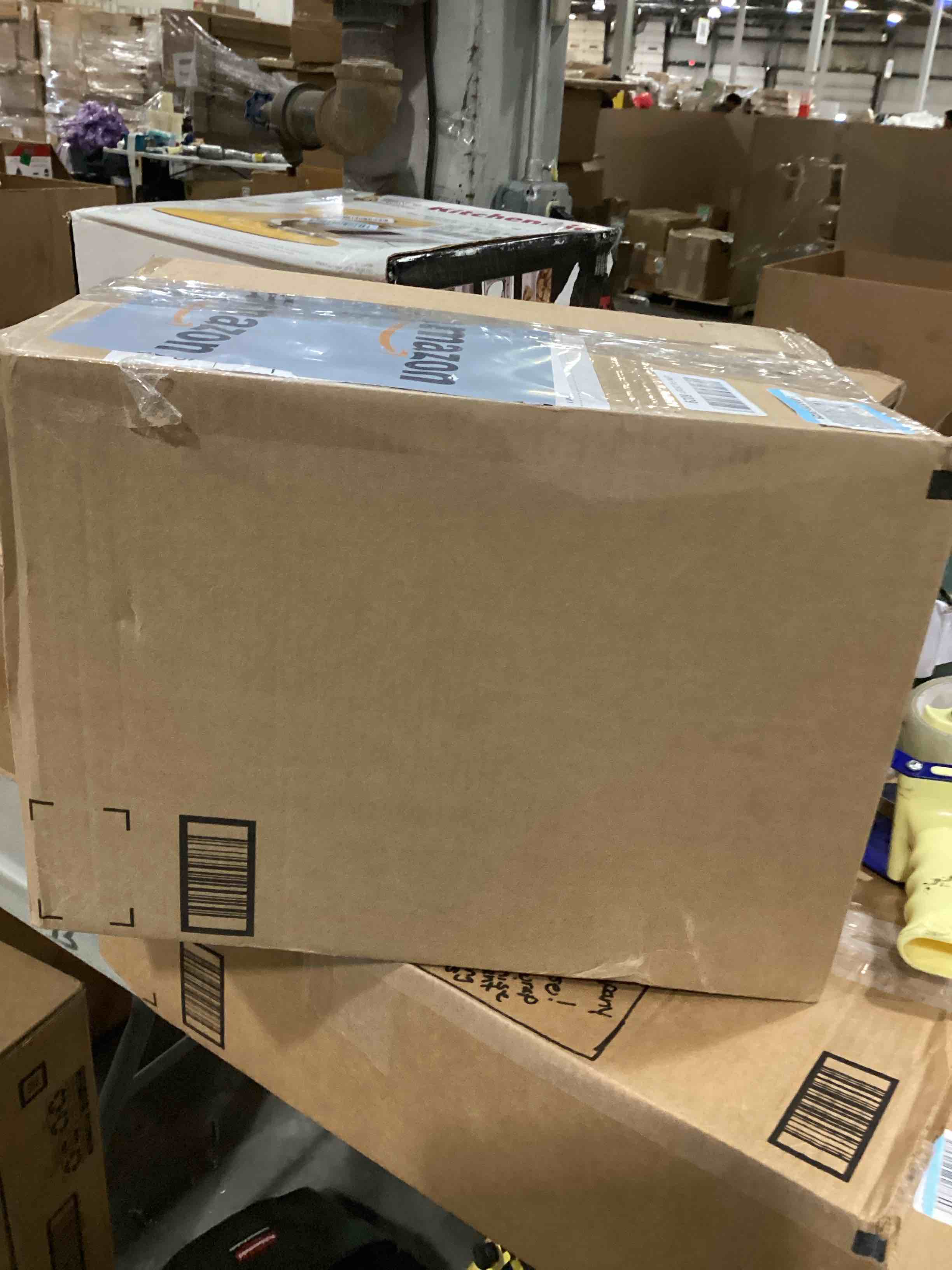https://s3.amazonaws.com/lotting-images-prod/bidfta/PNK1295113_1743700098340.jpeg