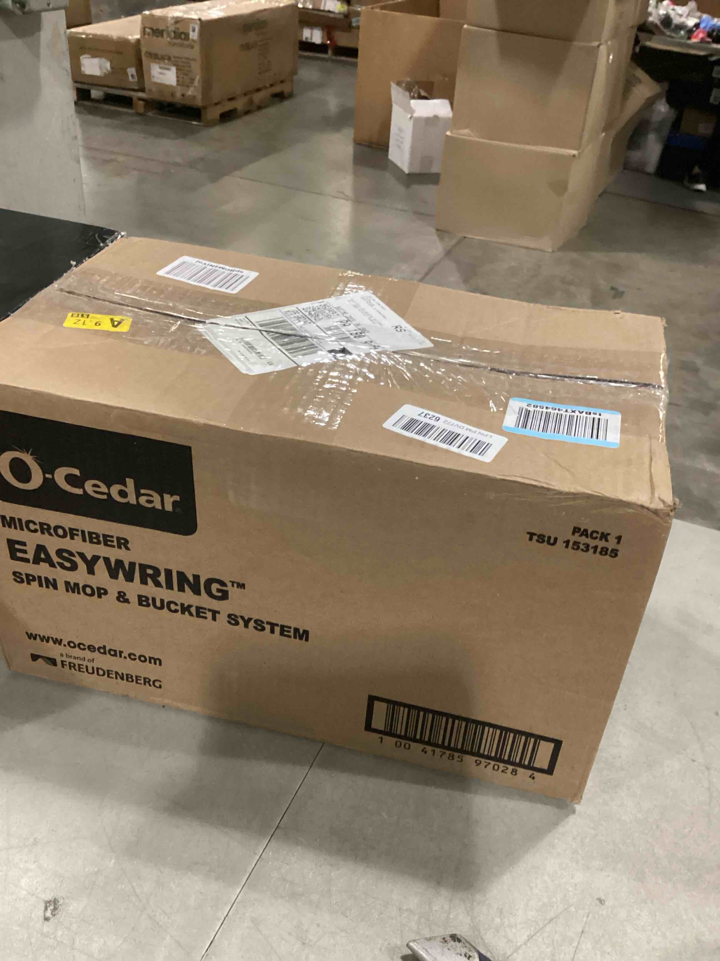 https://s3.amazonaws.com/lotting-images-prod/bidfta/PNK1295387_1744028731868.jpeg