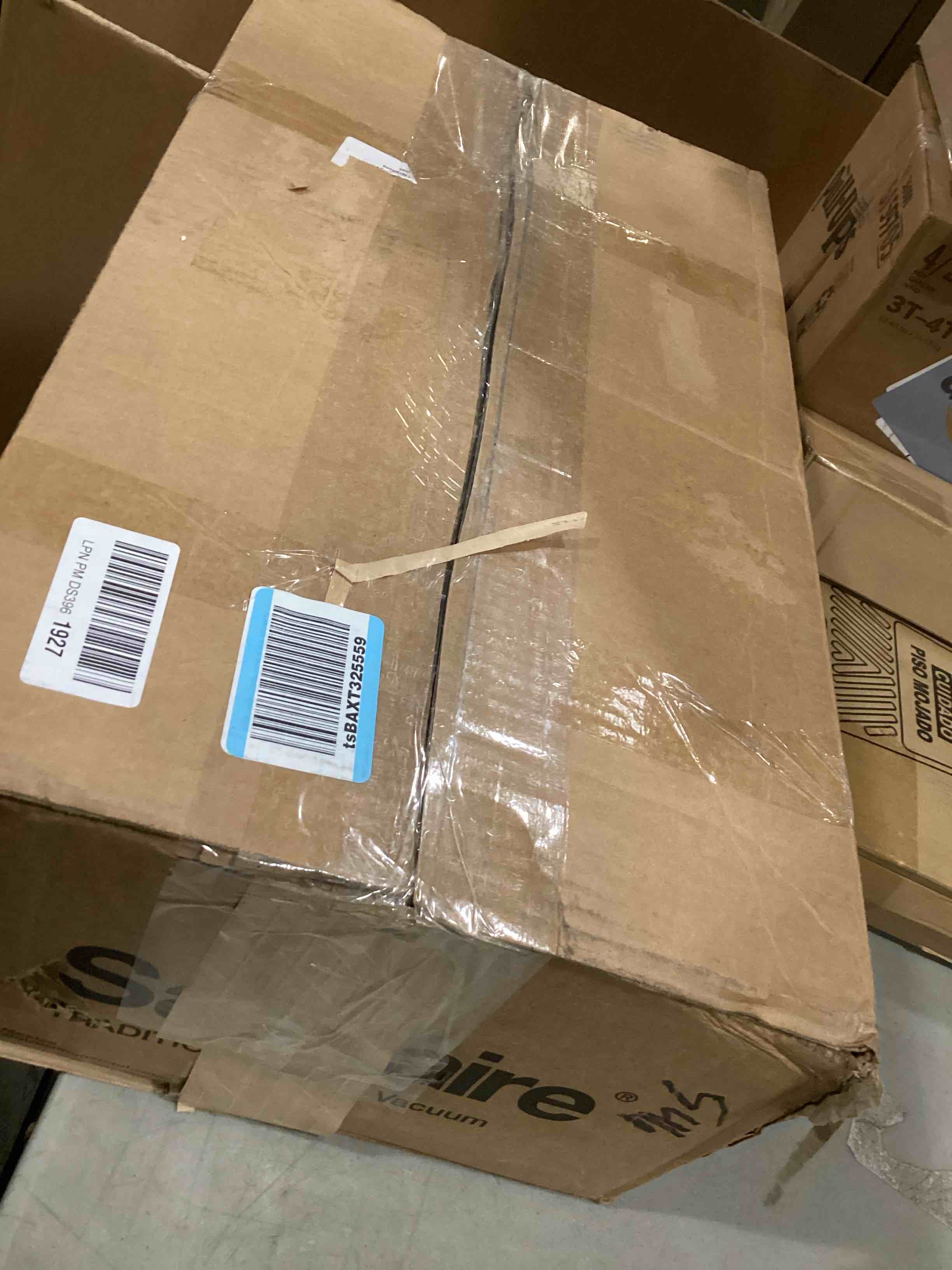 https://s3.amazonaws.com/lotting-images-prod/bidfta/PNK1295954_1744381725354.jpeg