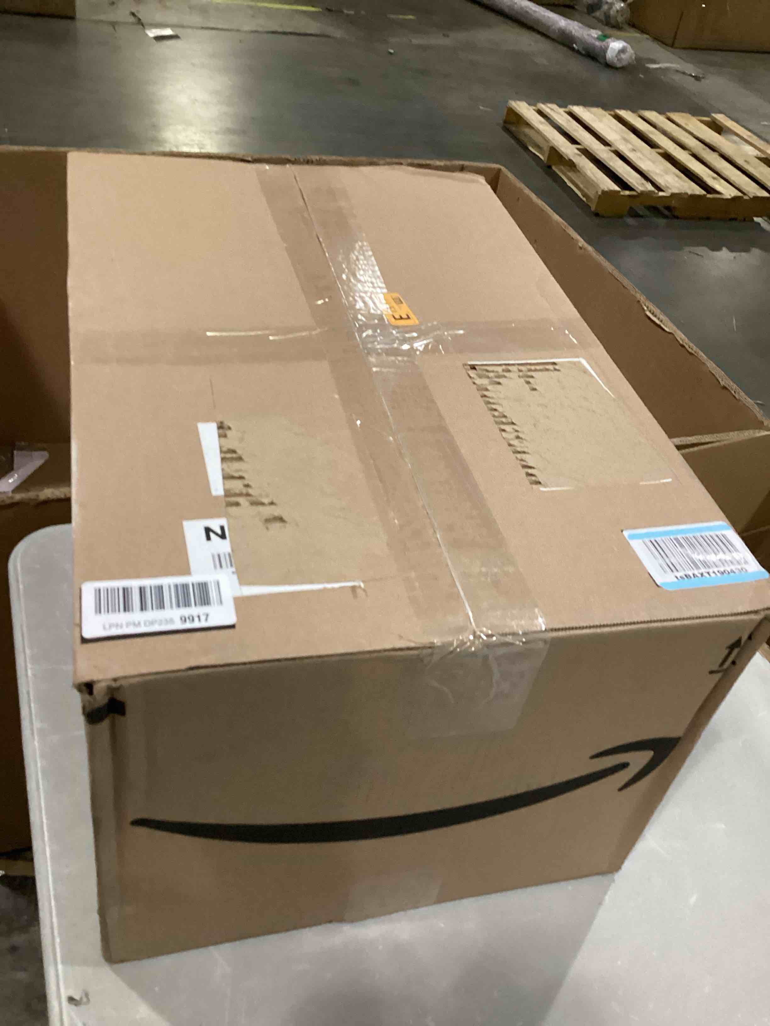 https://s3.amazonaws.com/lotting-images-prod/bidfta/PNK1297048_1739814461176.jpeg