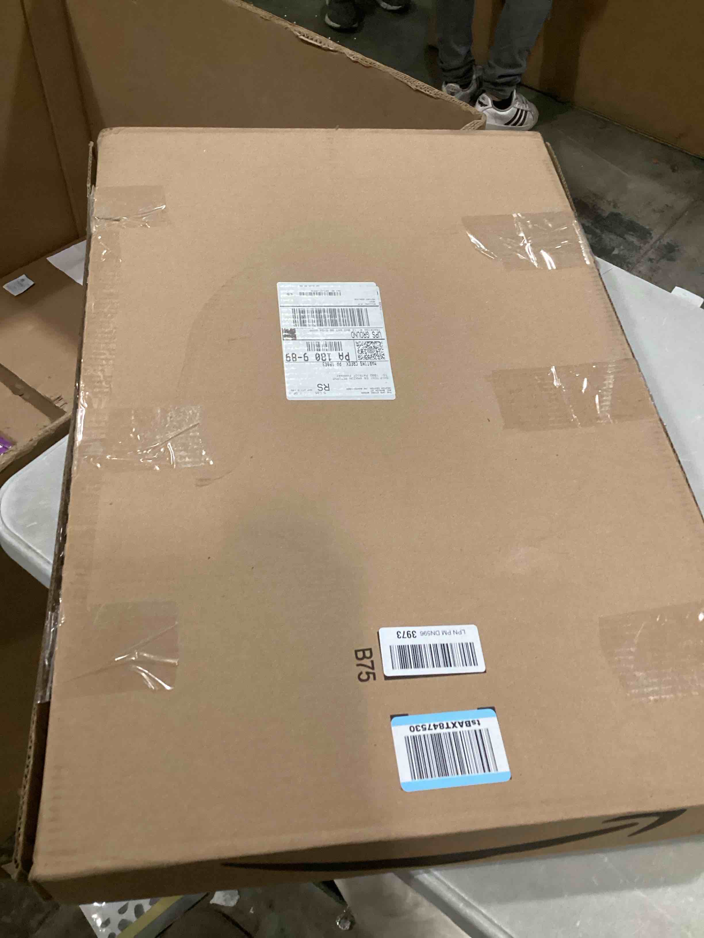 https://s3.amazonaws.com/lotting-images-prod/bidfta/PNK1297662_1740167903002.jpeg