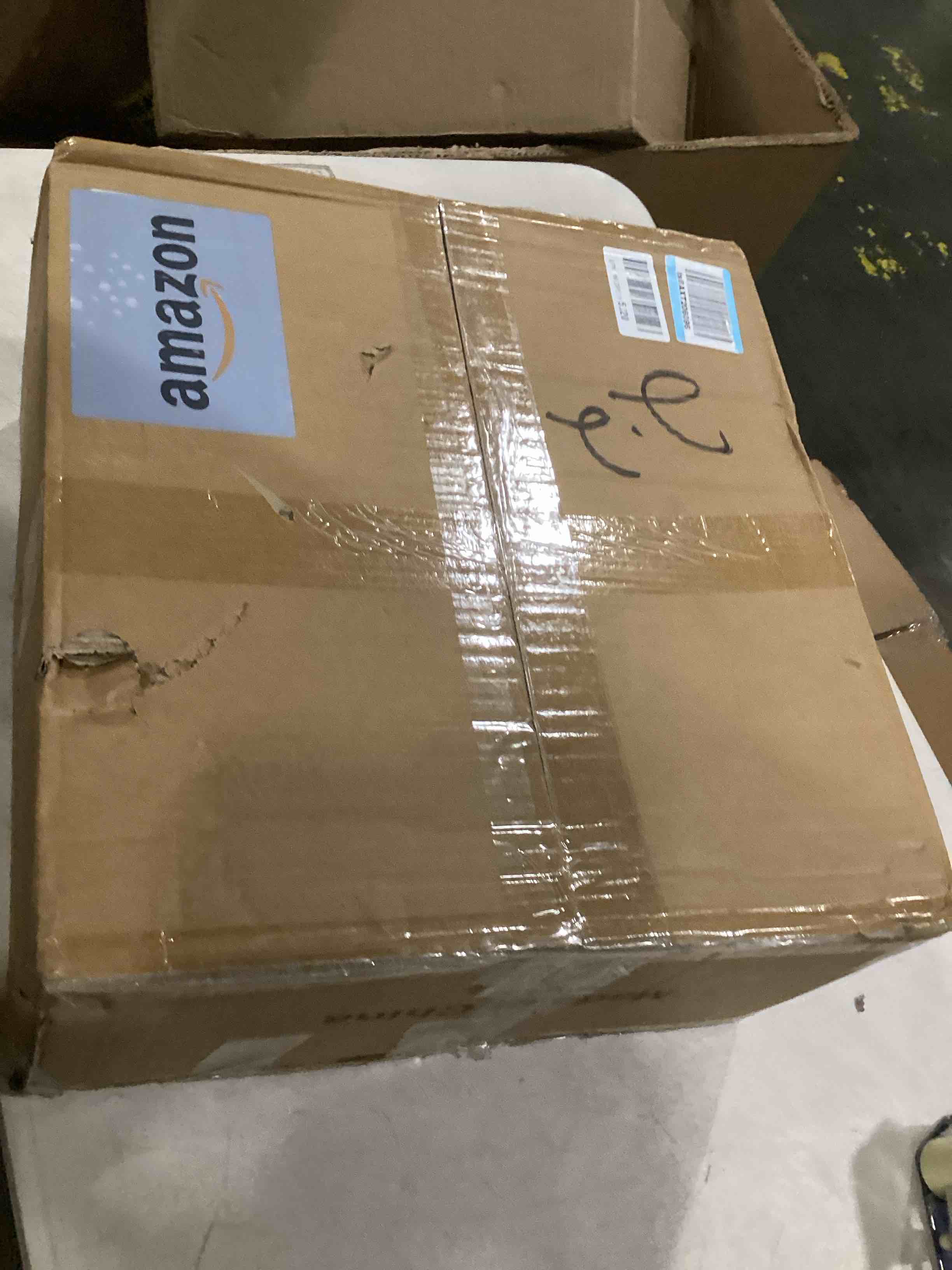 https://s3.amazonaws.com/lotting-images-prod/bidfta/PNK1298426_1741117219943.jpeg
