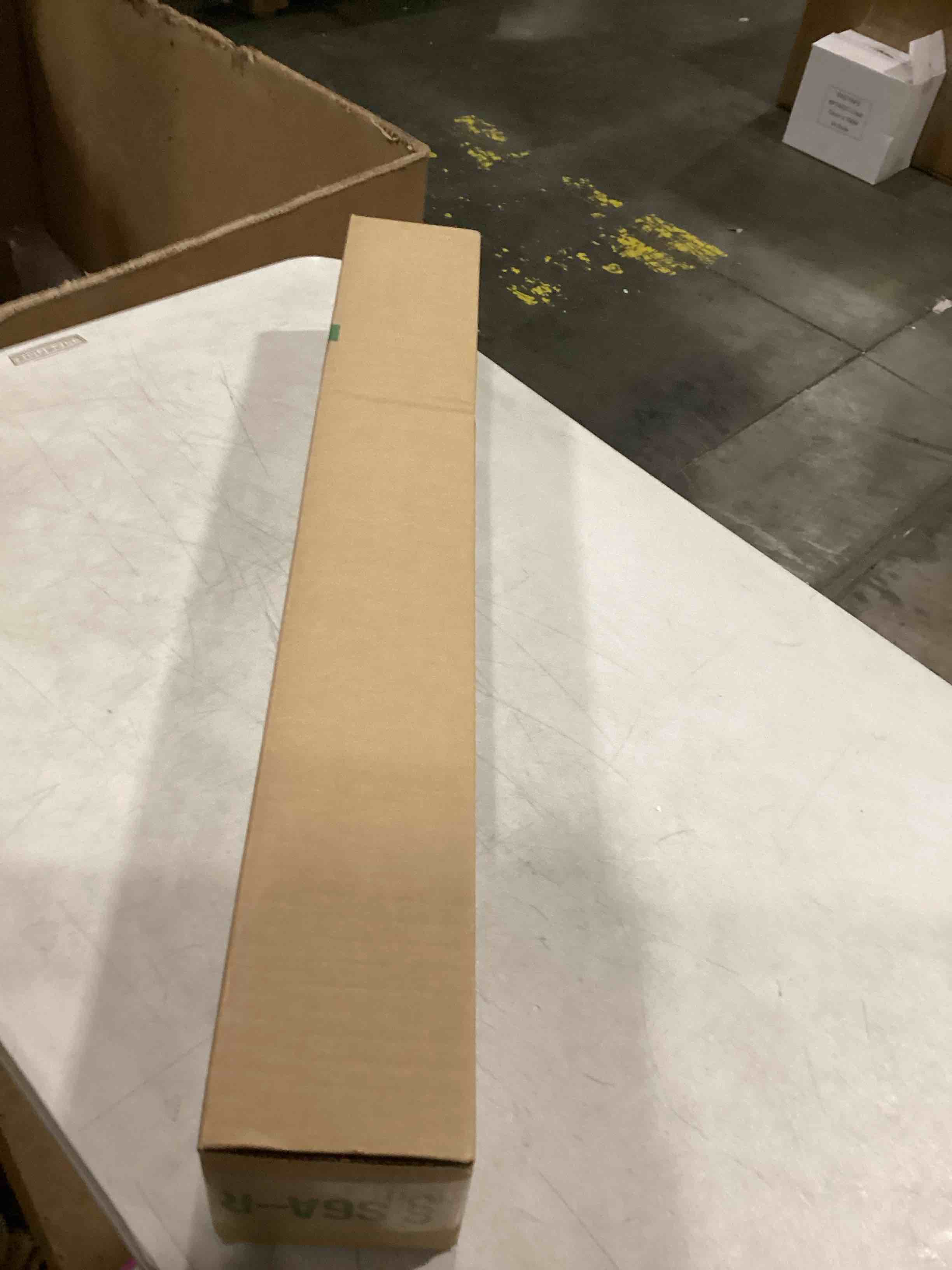 https://s3.amazonaws.com/lotting-images-prod/bidfta/PNK1298500_1741188261339.jpeg