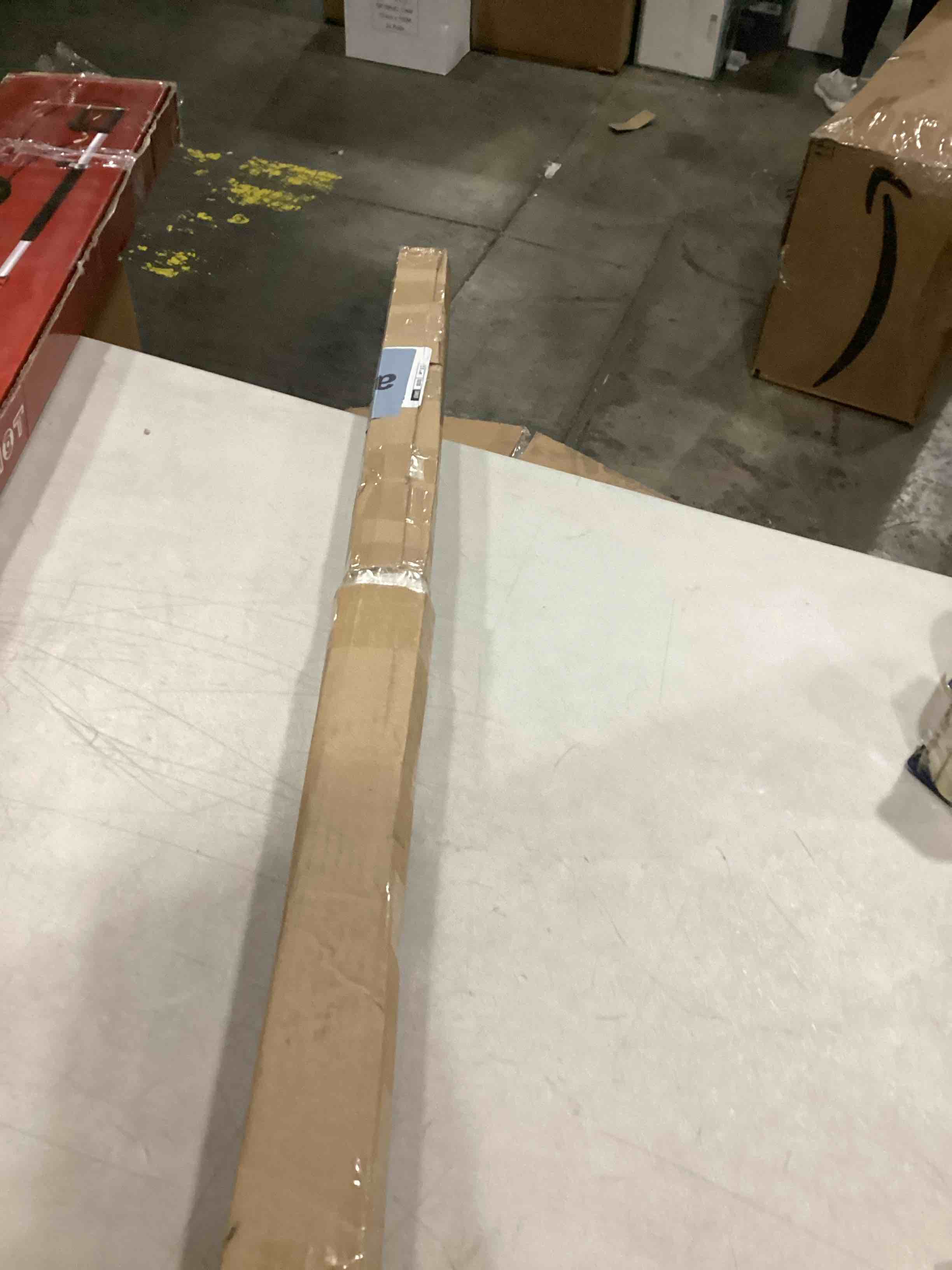 https://s3.amazonaws.com/lotting-images-prod/bidfta/PNK1298510_1741190101999.jpeg