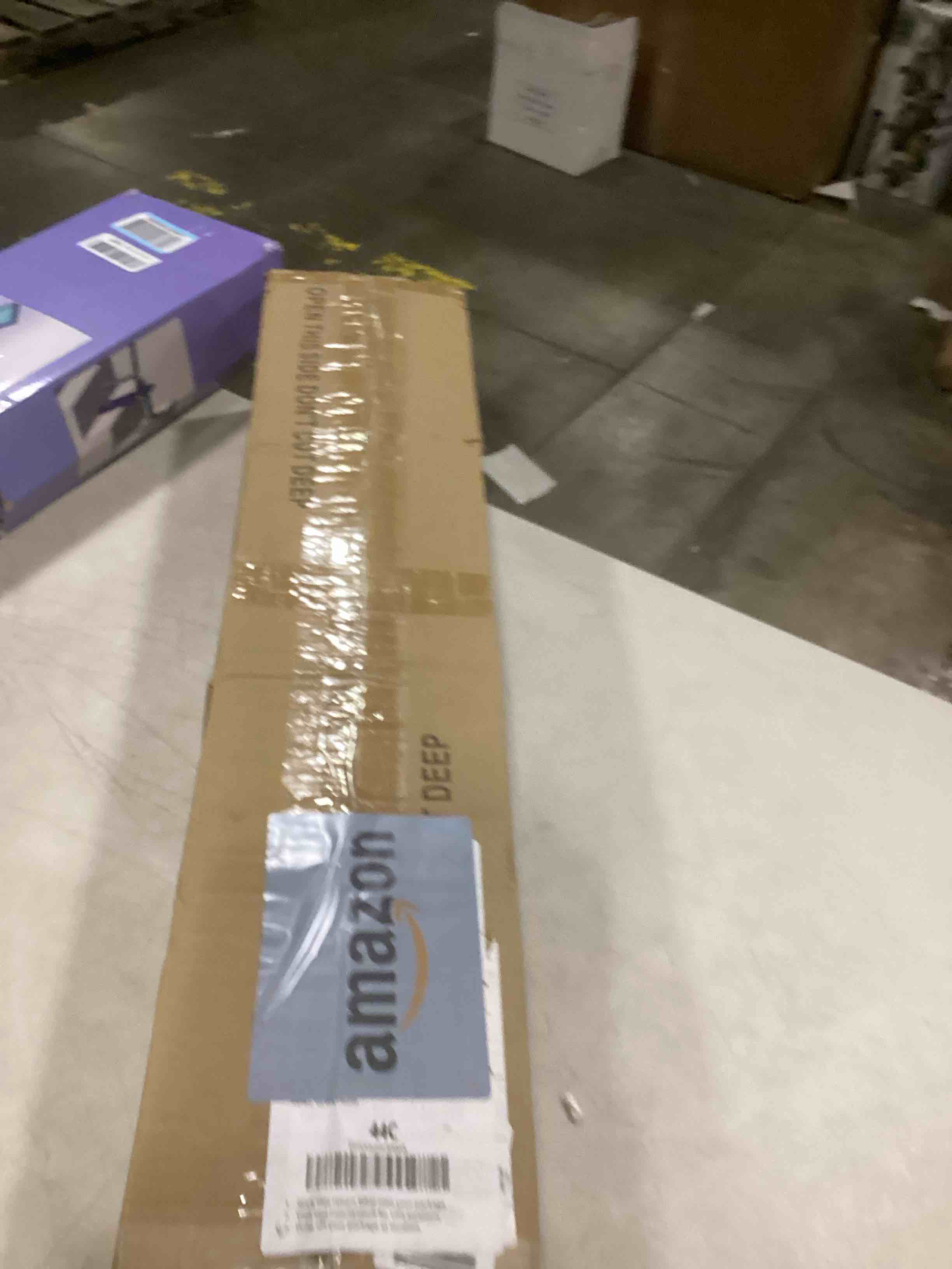 https://s3.amazonaws.com/lotting-images-prod/bidfta/PNK1298826_1741362801244.jpeg