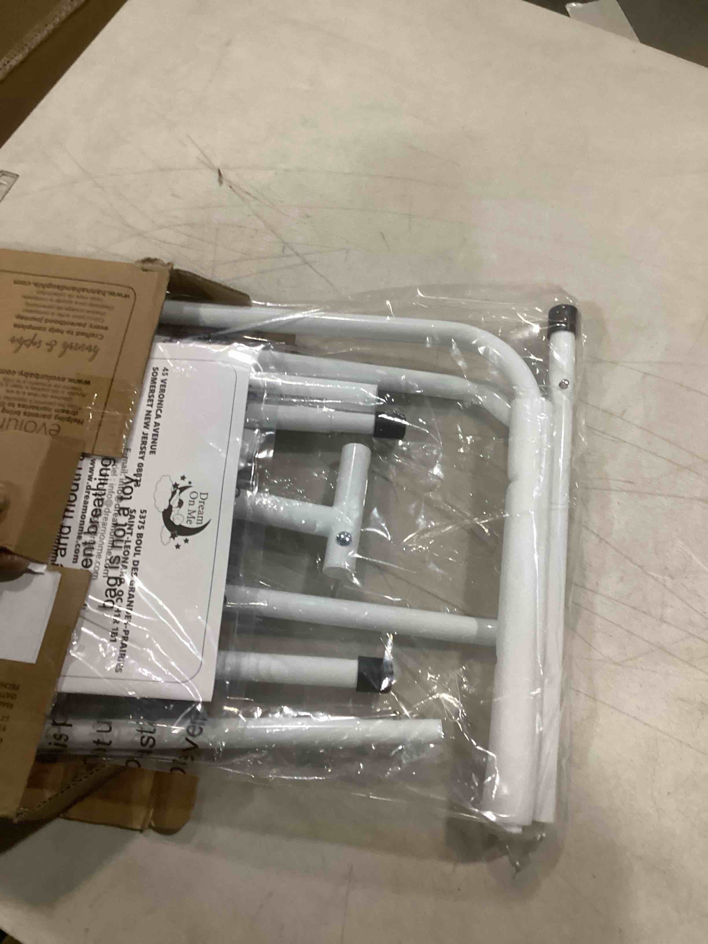 https://s3.amazonaws.com/lotting-images-prod/bidfta/PNK1298839_1741365126542.jpeg