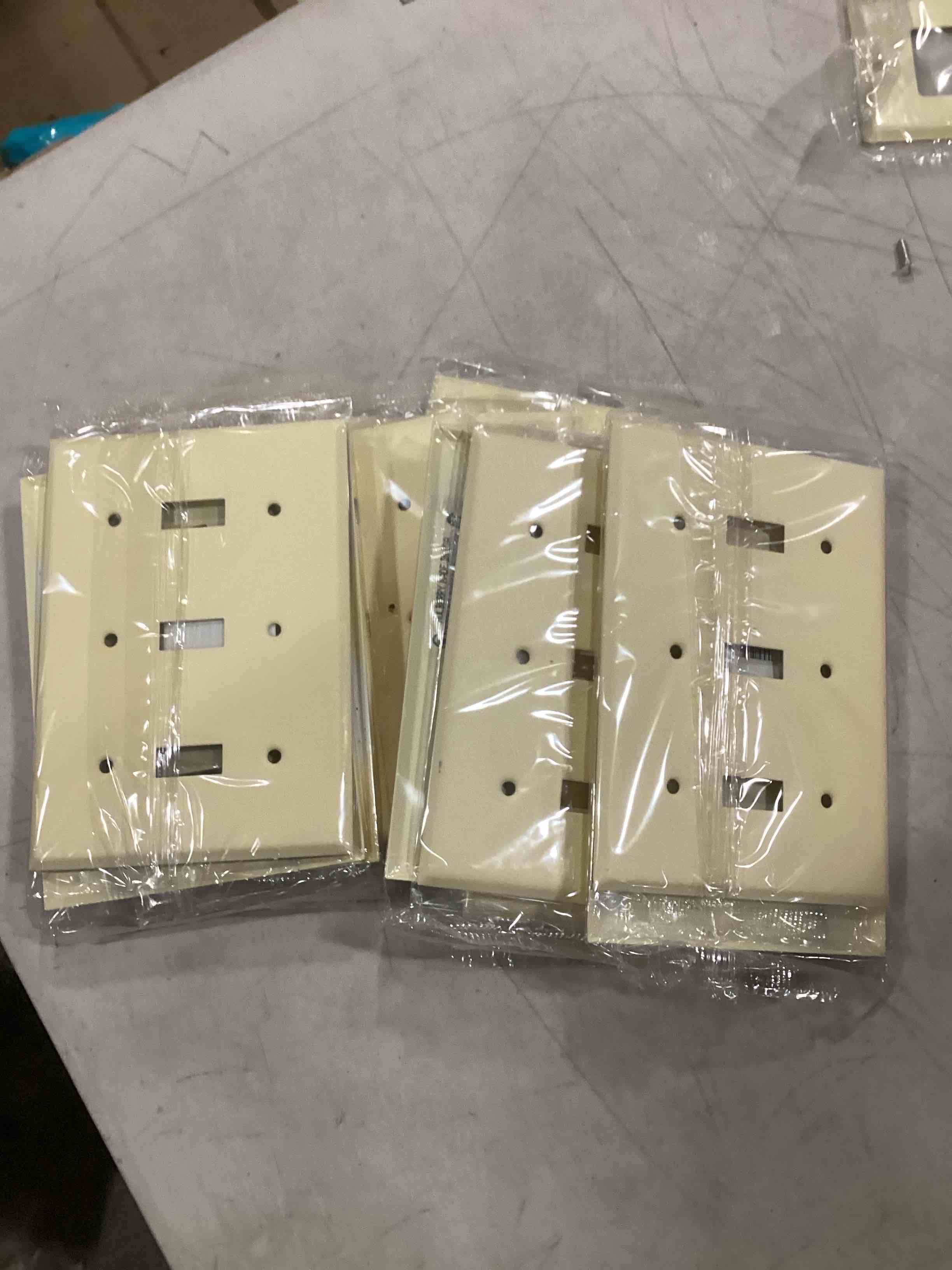 Condition photo showing Good Condition for Triple Toggle Wall Plate slmond Metal