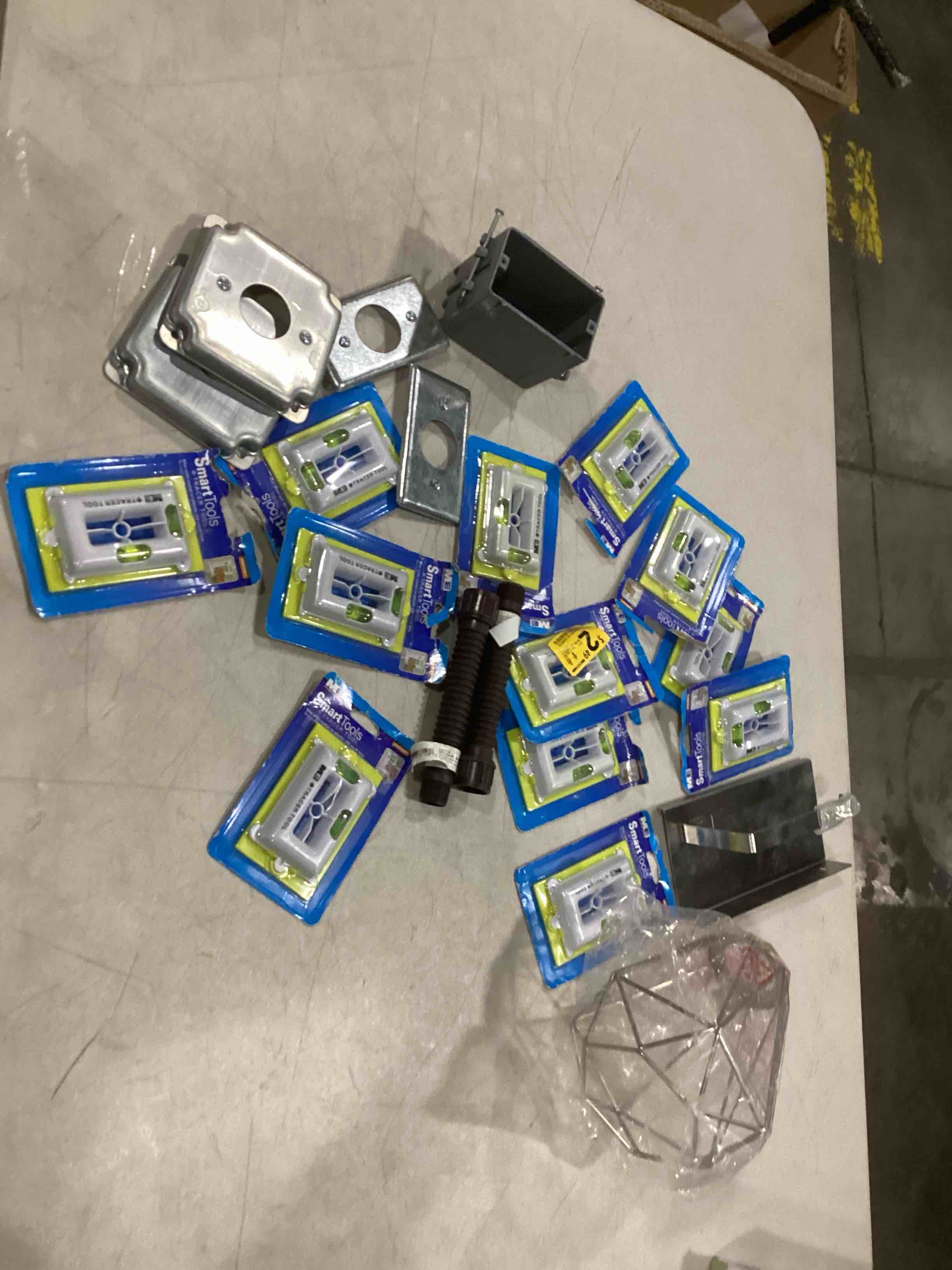 https://s3.amazonaws.com/lotting-images-prod/bidfta/PNK1299564_1742299863454.jpeg