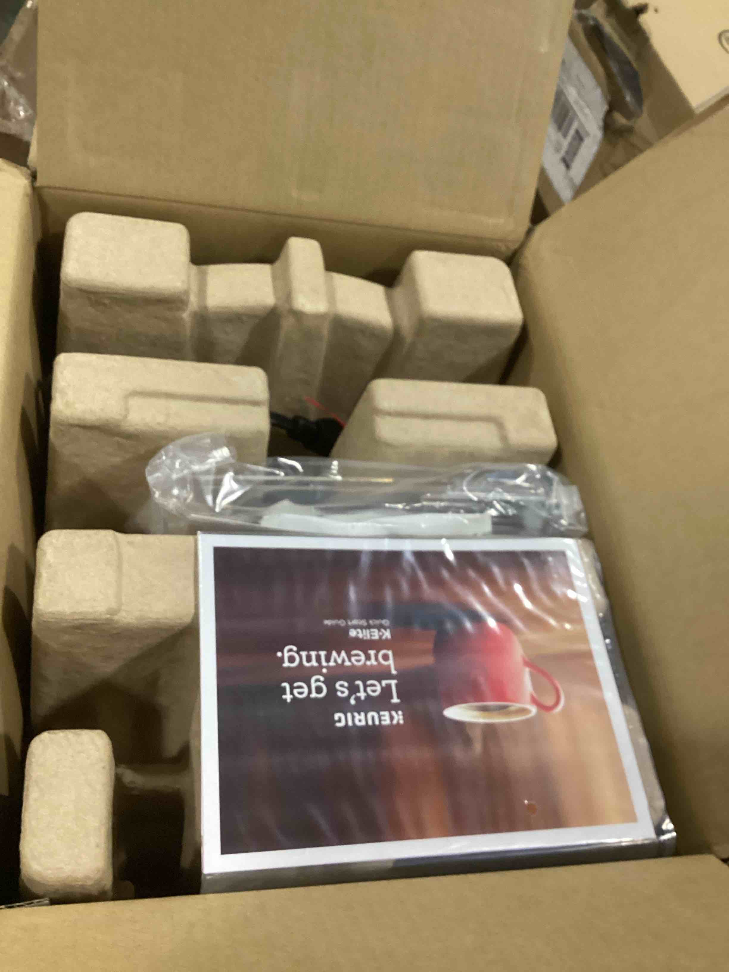 https://s3.amazonaws.com/lotting-images-prod/bidfta/PNK1299949_1742570492059.jpeg