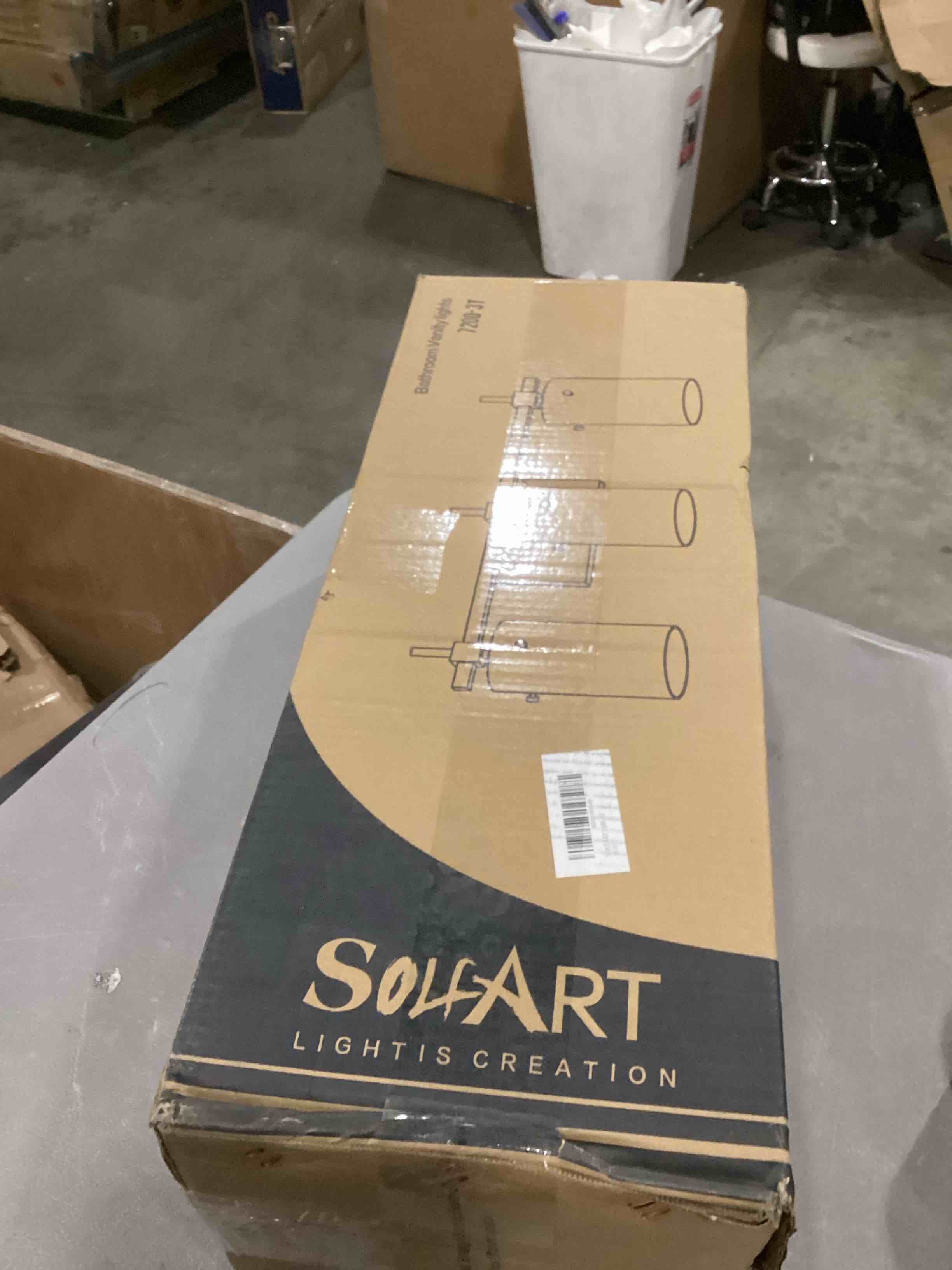 https://s3.amazonaws.com/lotting-images-prod/bidfta/PNK1300499_1741007545747.jpeg