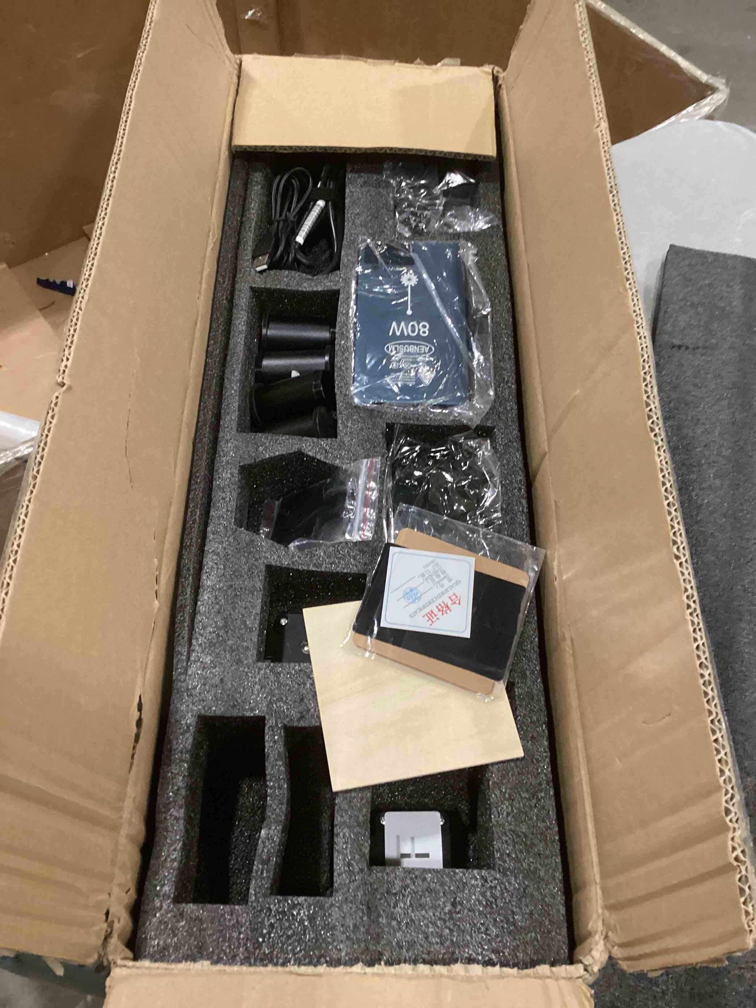 https://s3.amazonaws.com/lotting-images-prod/bidfta/PNK1300850_1741186428916.jpeg