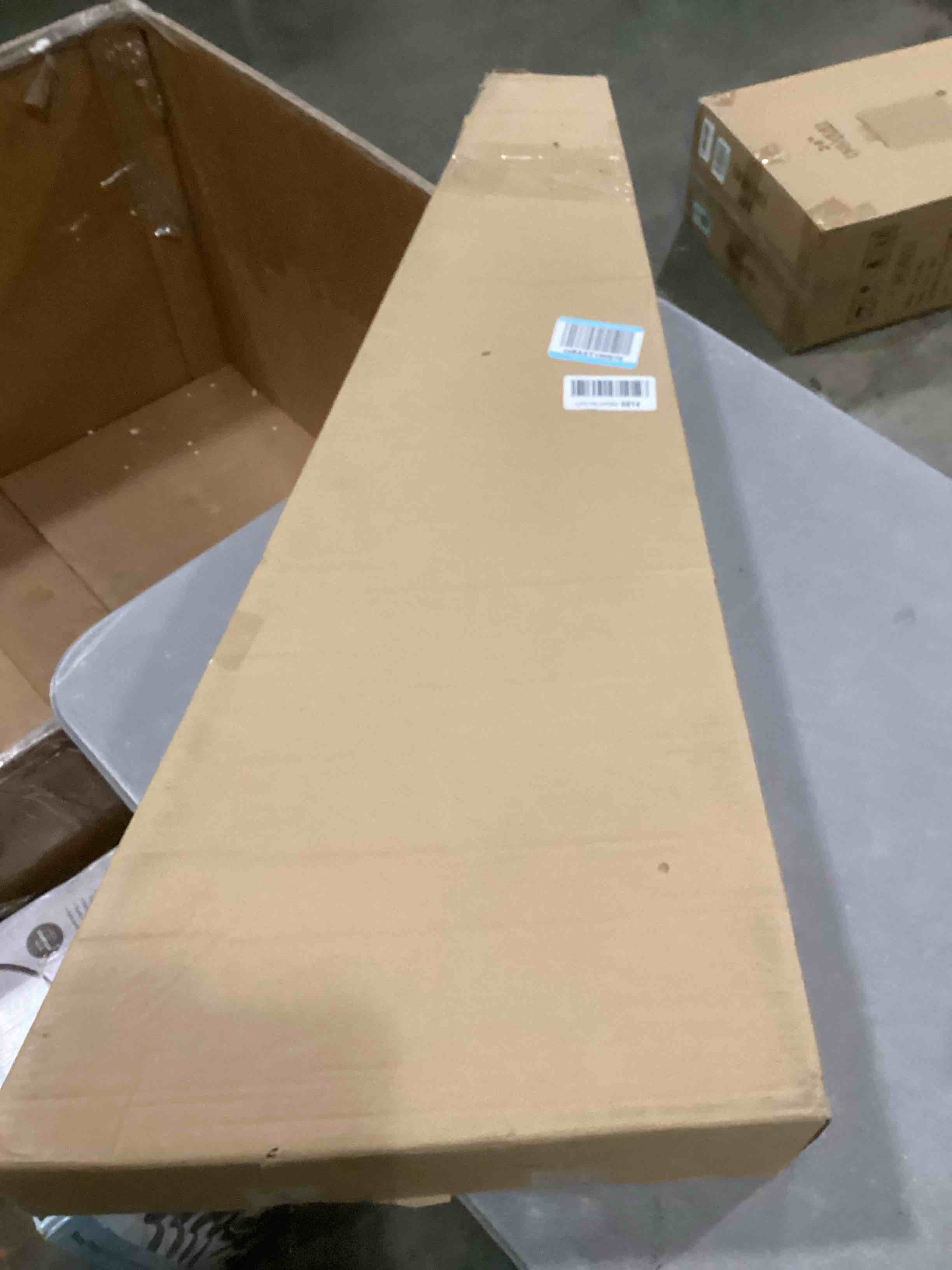 https://s3.amazonaws.com/lotting-images-prod/bidfta/PNK1300953_1741264285000.jpeg