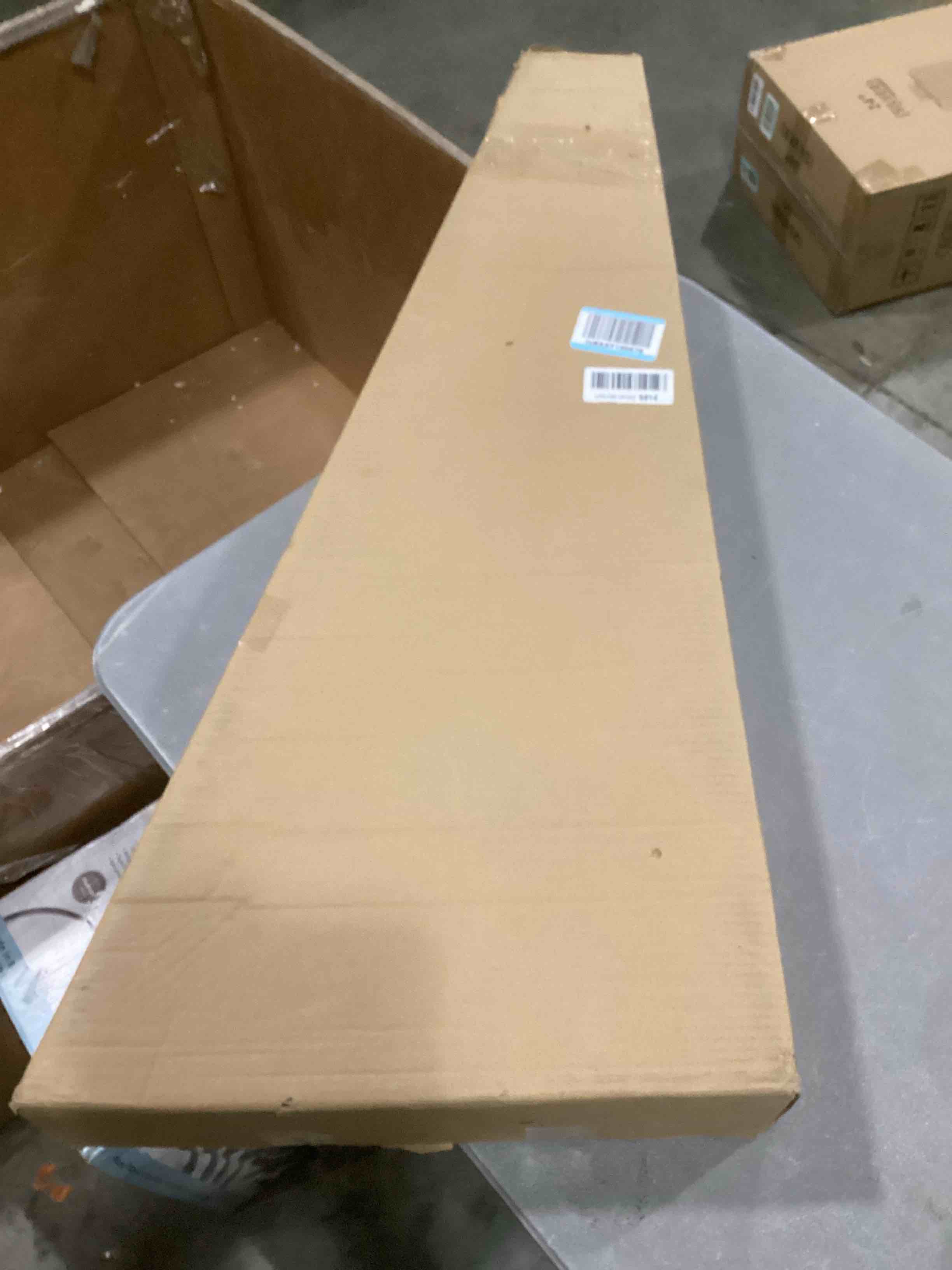 https://s3.amazonaws.com/lotting-images-prod/bidfta/PNK1300953_1741264286207.jpeg
