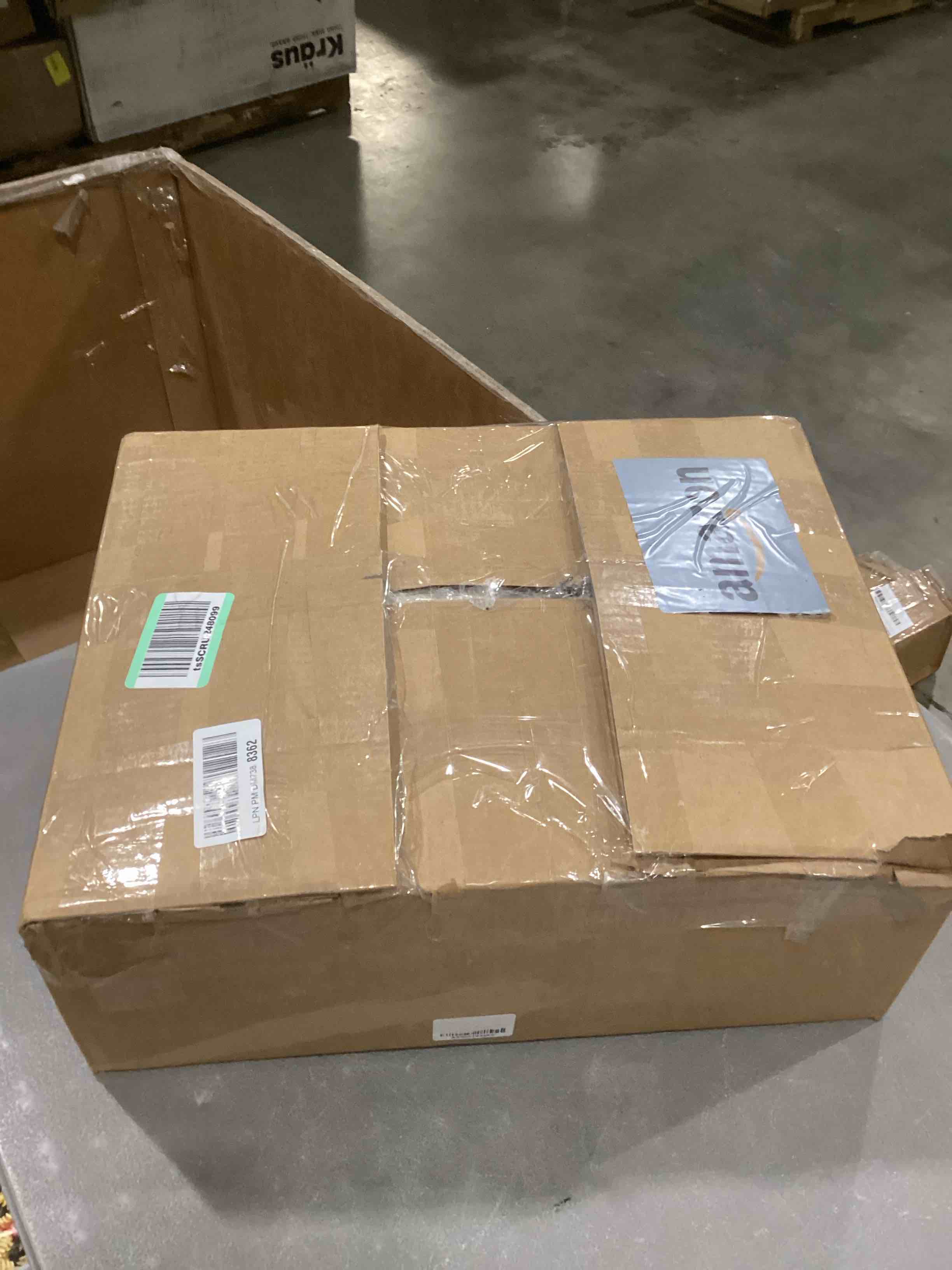 https://s3.amazonaws.com/lotting-images-prod/bidfta/PNK1300964_1741266415572.jpeg