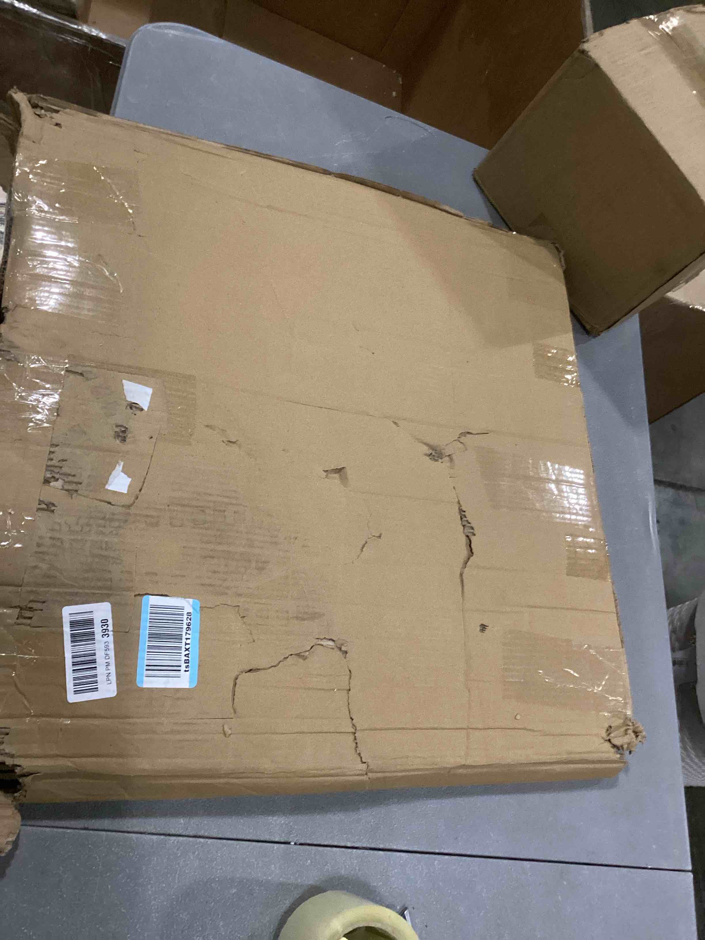 https://s3.amazonaws.com/lotting-images-prod/bidfta/PNK1300995_1741270566710.jpeg