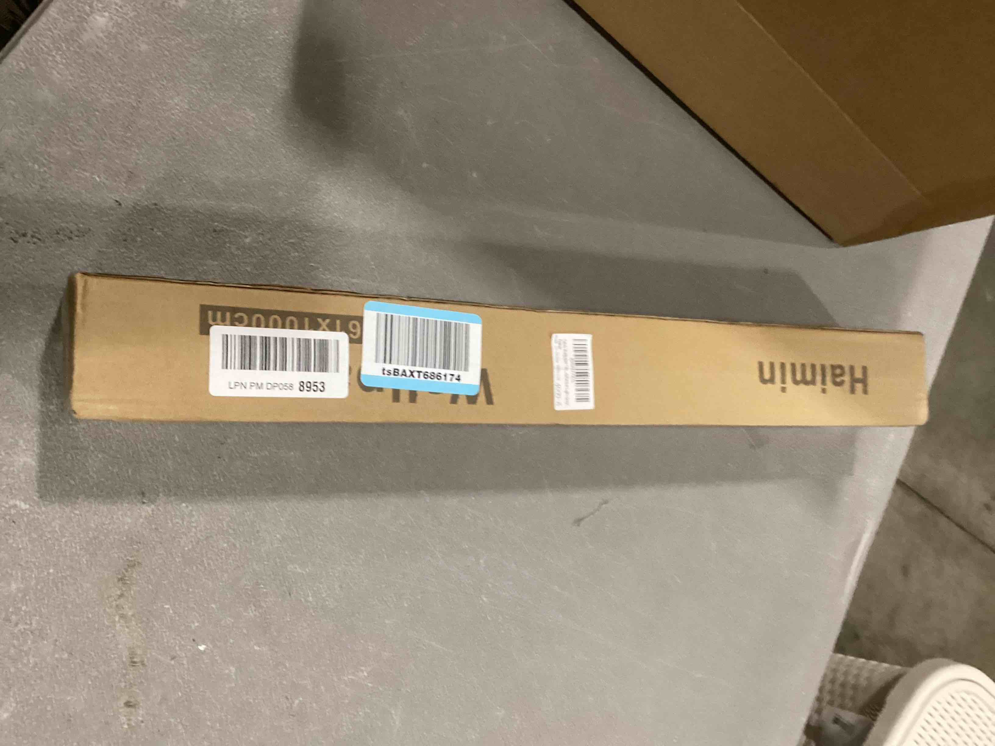 https://s3.amazonaws.com/lotting-images-prod/bidfta/PNK1301004_1741271710883.jpeg