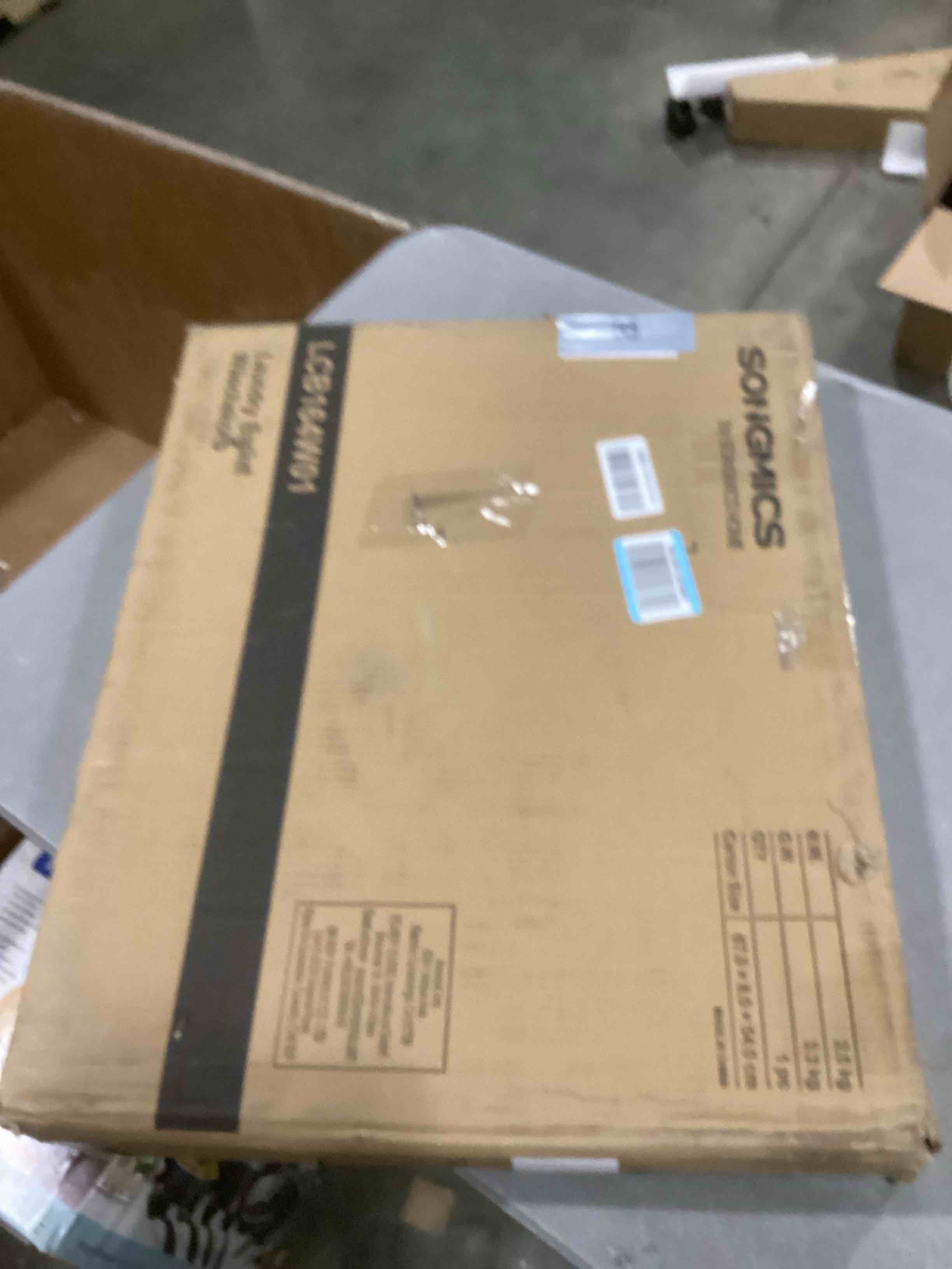 https://s3.amazonaws.com/lotting-images-prod/bidfta/PNK1301014_1741272820161.jpeg