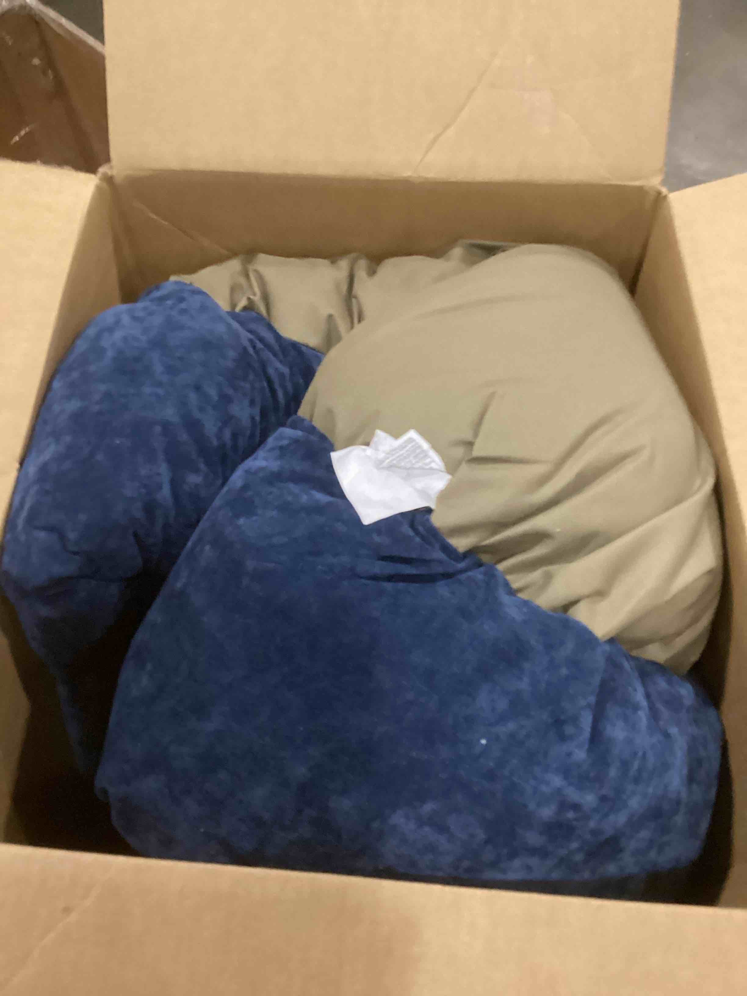 https://s3.amazonaws.com/lotting-images-prod/bidfta/PNK1301292_1741606795912.jpeg
