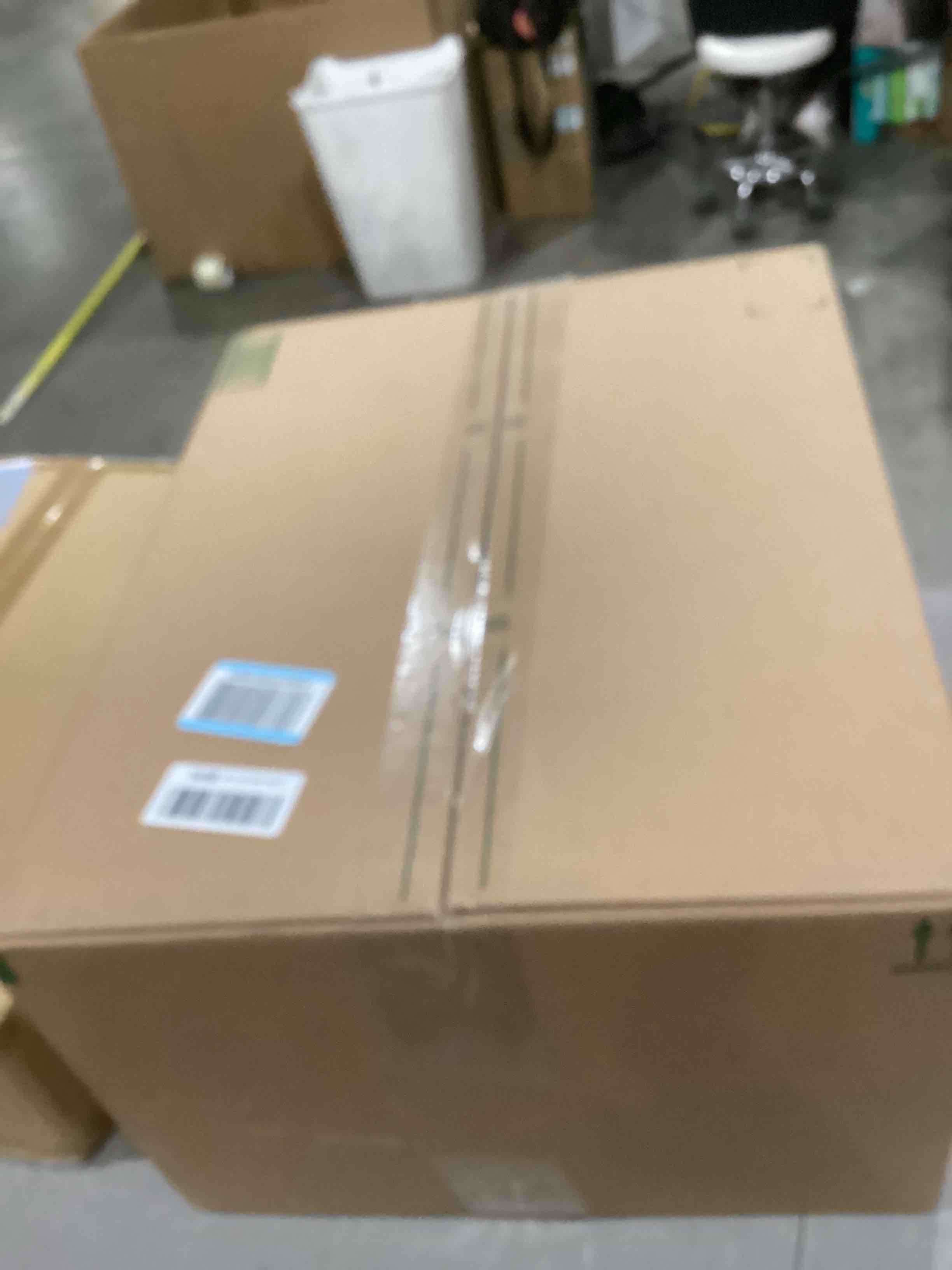 https://s3.amazonaws.com/lotting-images-prod/bidfta/PNK1301623_1741777208335.jpeg