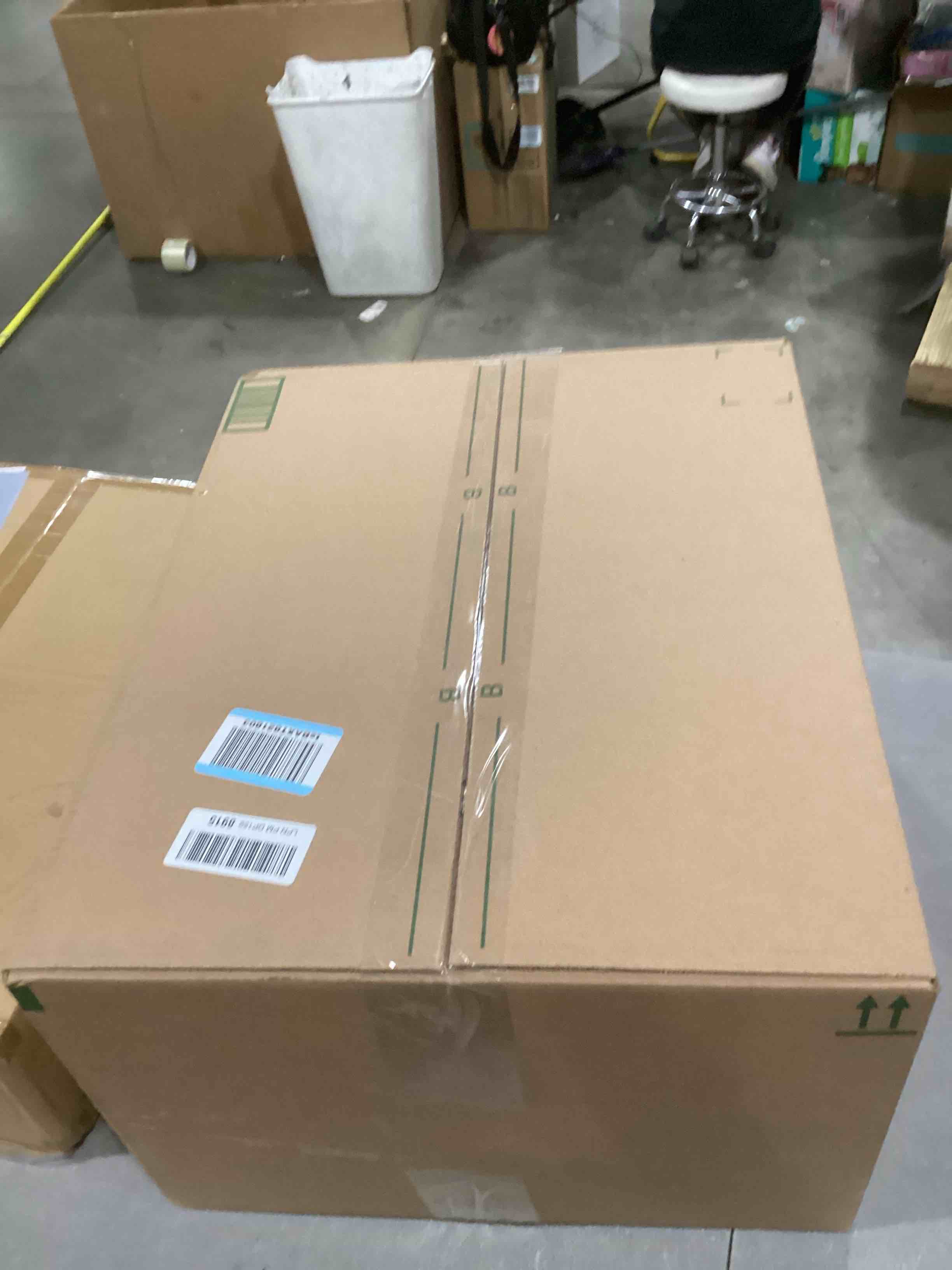 https://s3.amazonaws.com/lotting-images-prod/bidfta/PNK1301623_1741777209785.jpeg