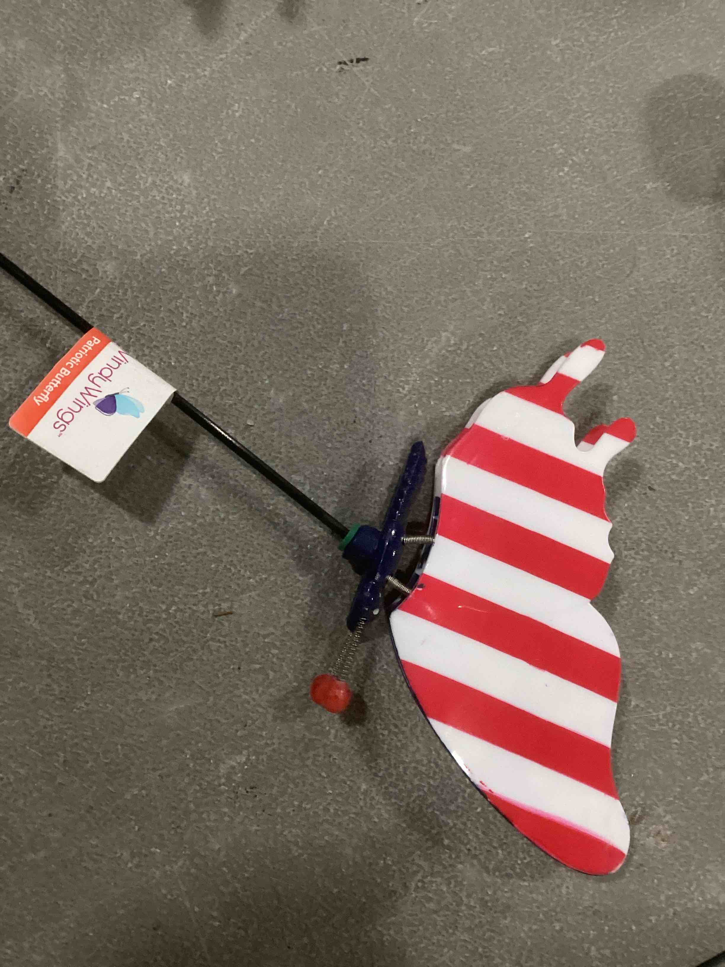 https://s3.amazonaws.com/lotting-images-prod/bidfta/PNK1302010_1741885842043.jpeg