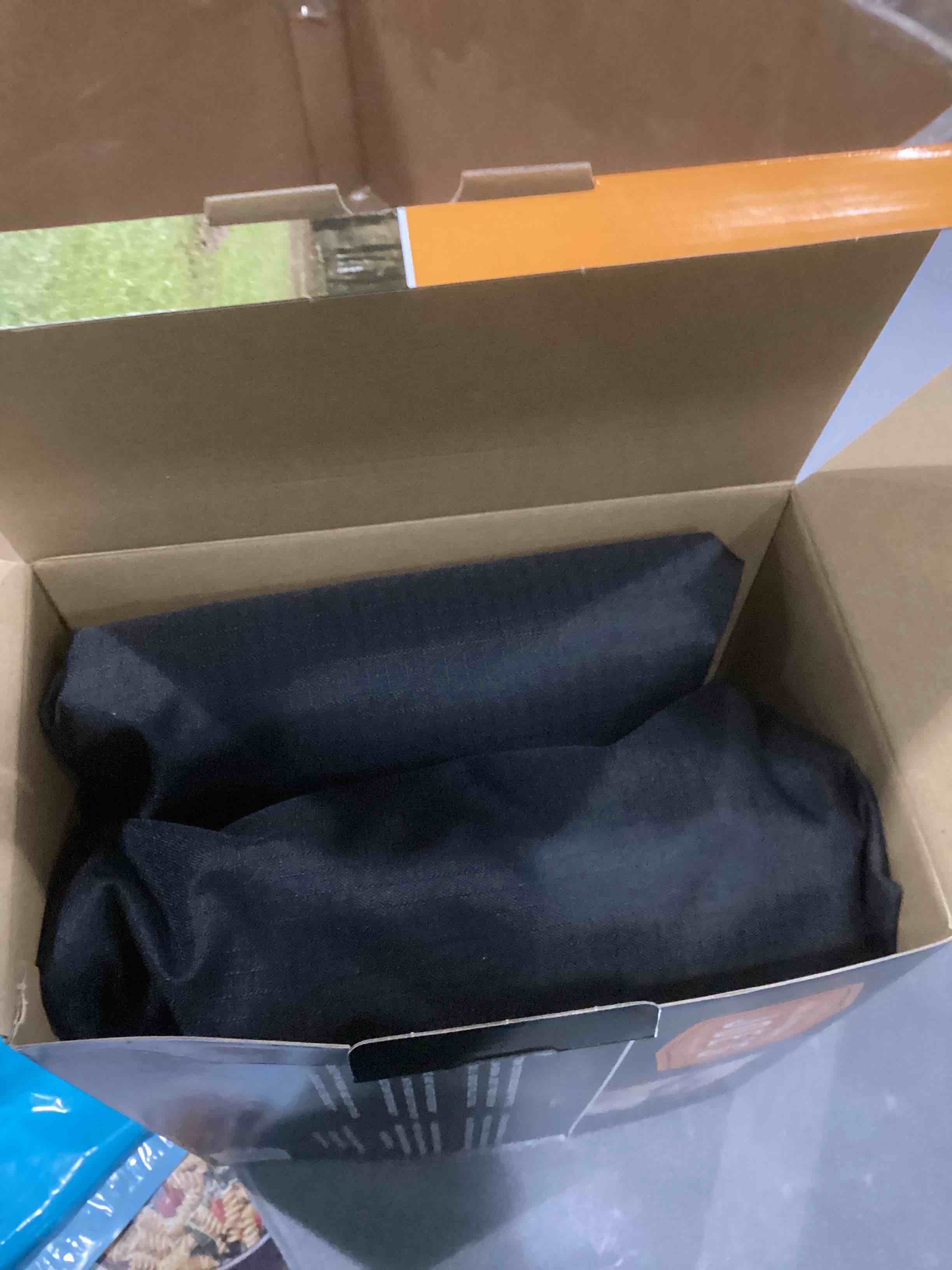 https://s3.amazonaws.com/lotting-images-prod/bidfta/PNK1302037_1741891701559.jpeg