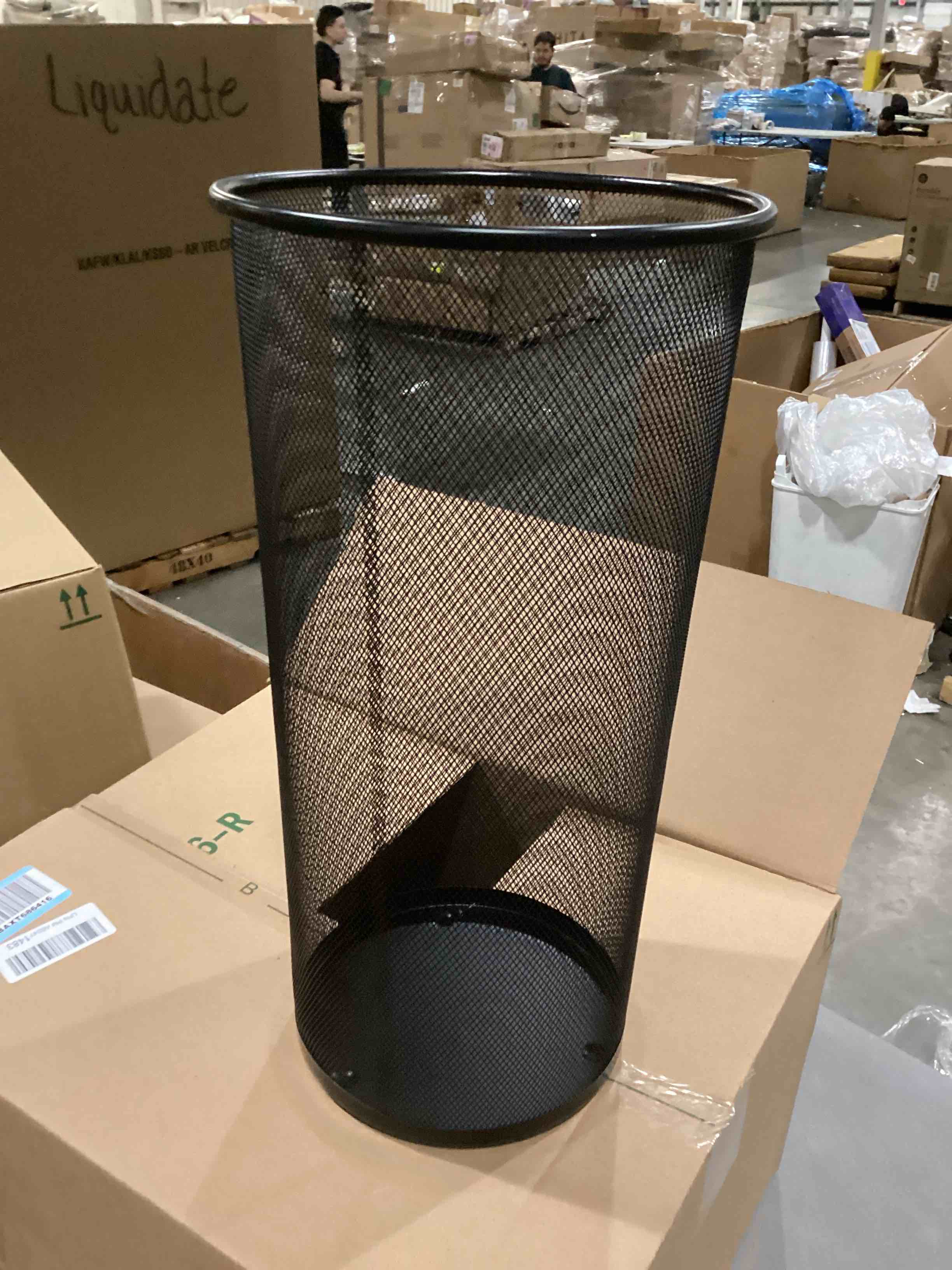 https://s3.amazonaws.com/lotting-images-prod/bidfta/PNK1302601_1742565334546.jpeg