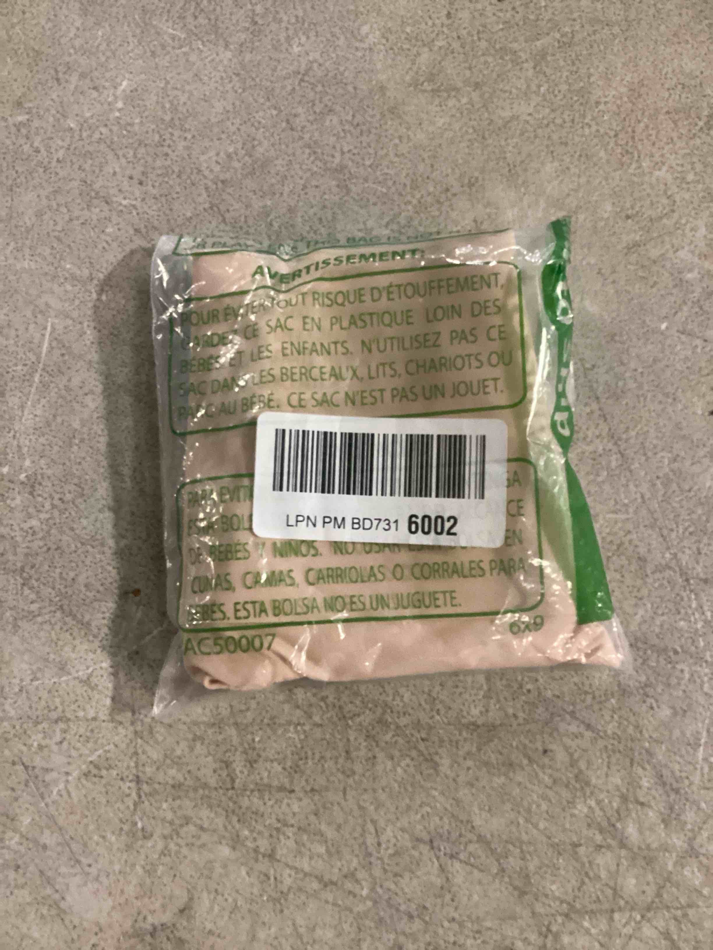 https://s3.amazonaws.com/lotting-images-prod/bidfta/PNK1305268_1744375083839.jpeg