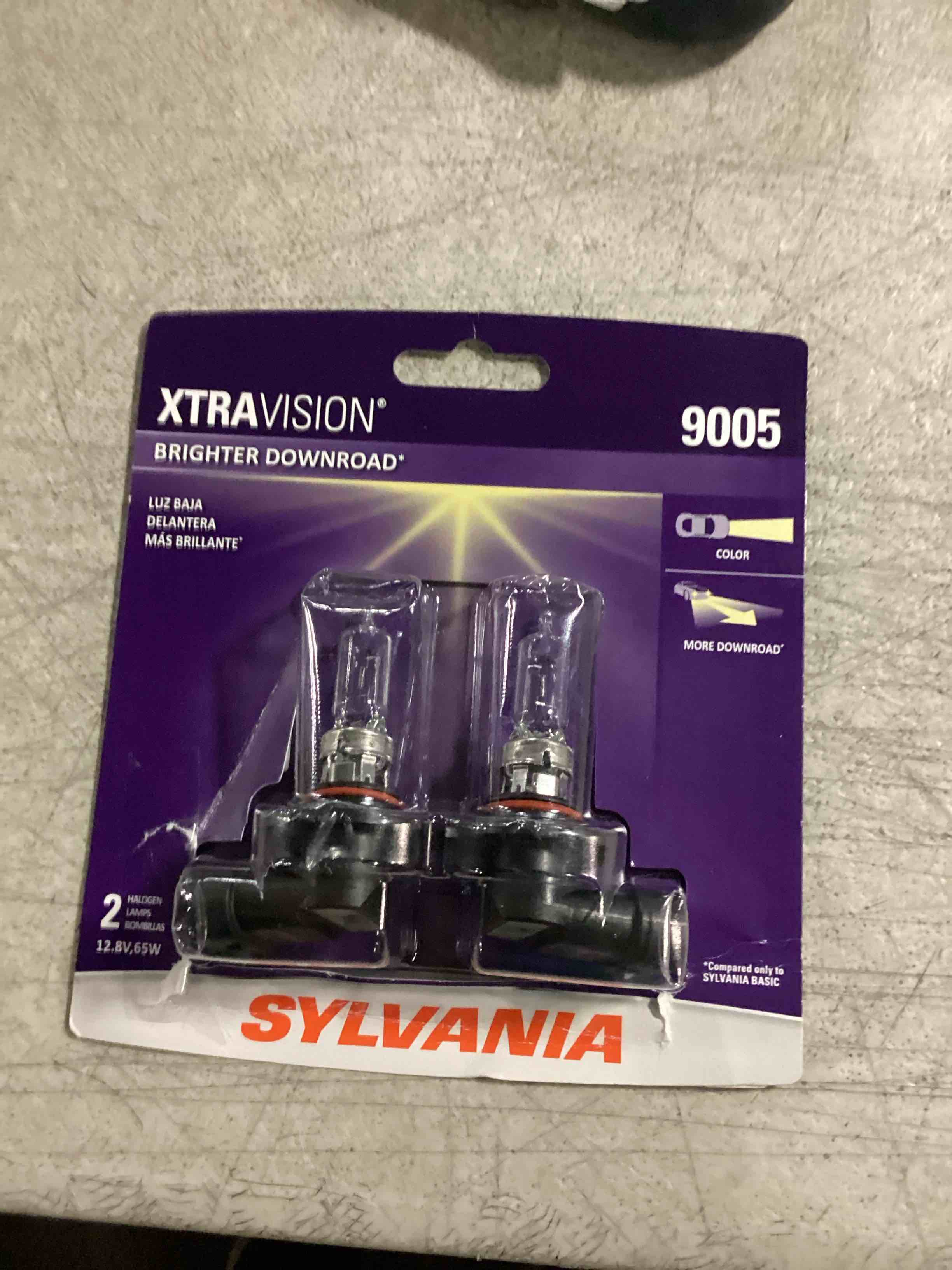 SYLVANIA - 9005 XtraVision Halogen Headlight Bulb - High-Performance Car Headlight - Halogen Light with No Glare - For Automotive - 2 Bulbs