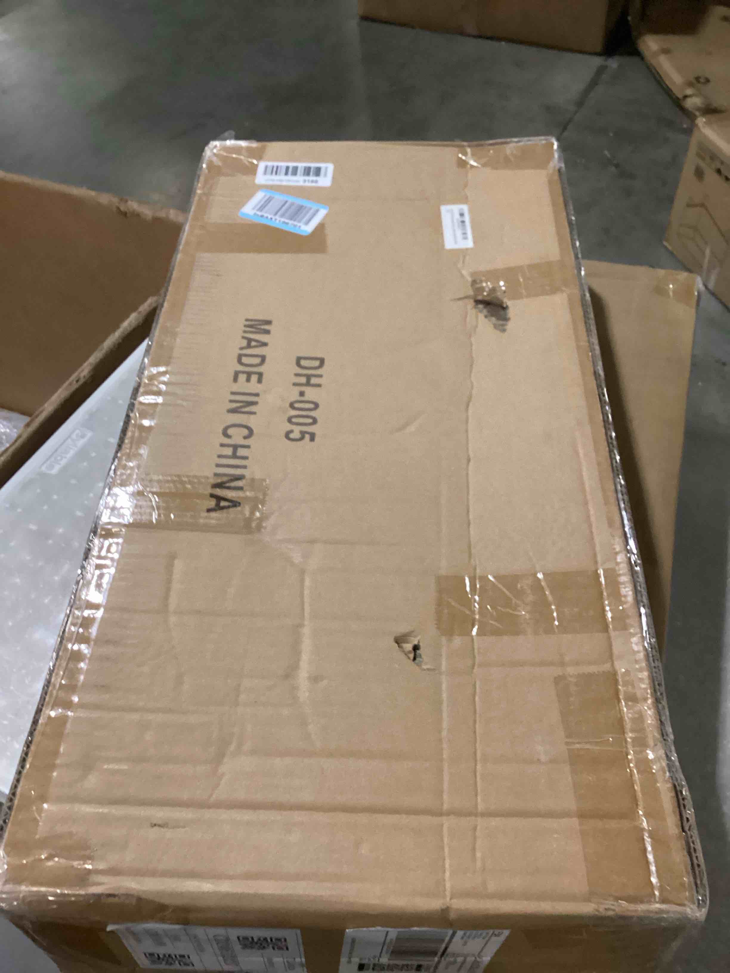 https://s3.amazonaws.com/lotting-images-prod/bidfta/PNK1306335_1741628435653.jpeg