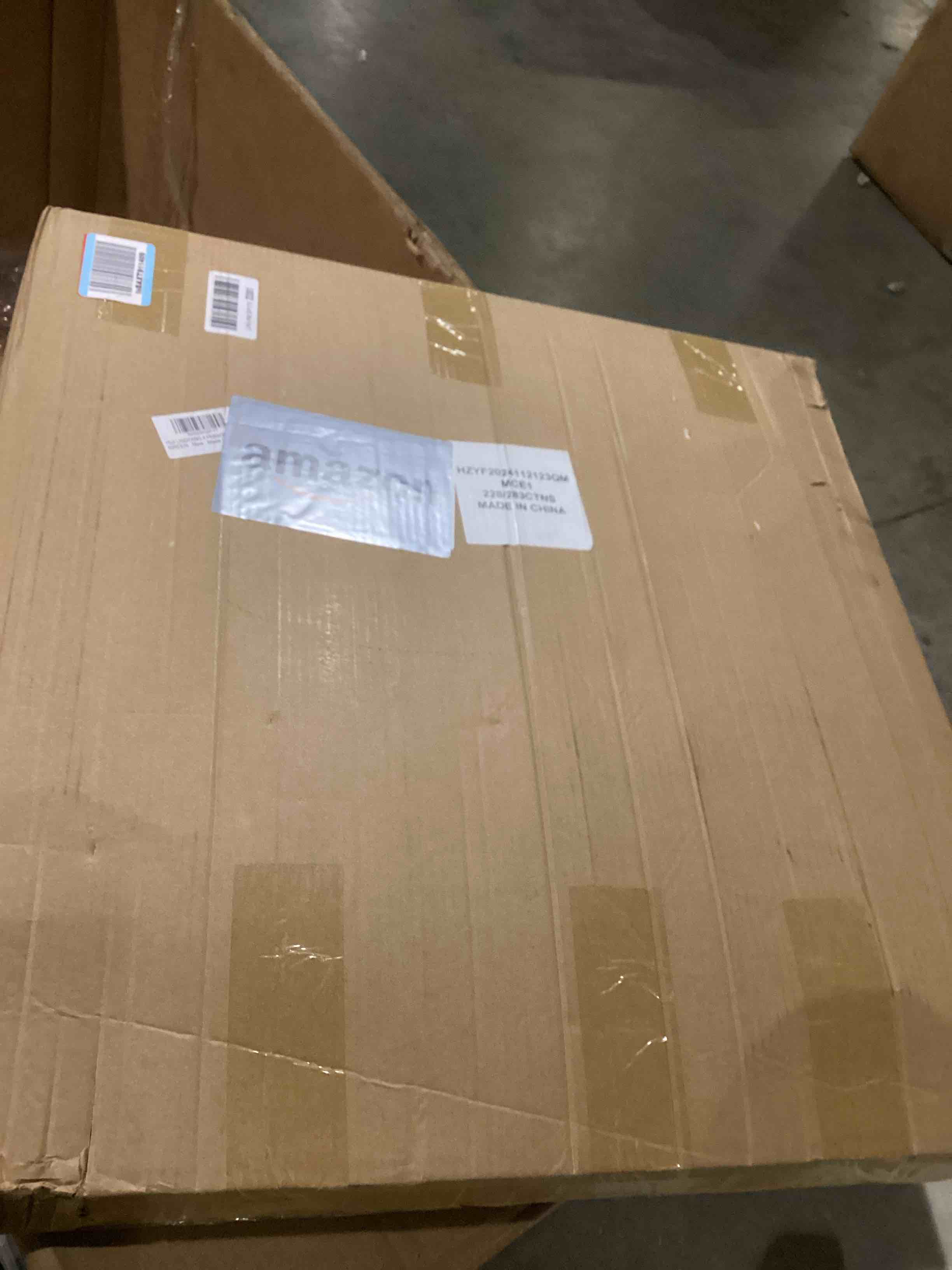 https://s3.amazonaws.com/lotting-images-prod/bidfta/PNK1306472_1741708034728.jpeg