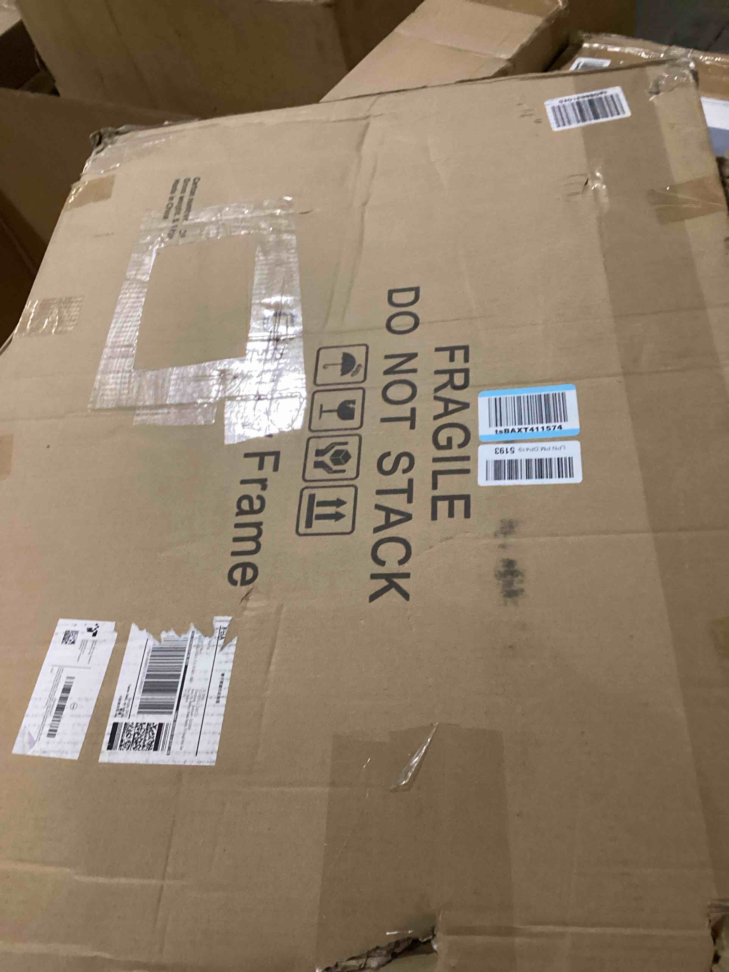 https://s3.amazonaws.com/lotting-images-prod/bidfta/PNK1308197_1743010677371.jpeg