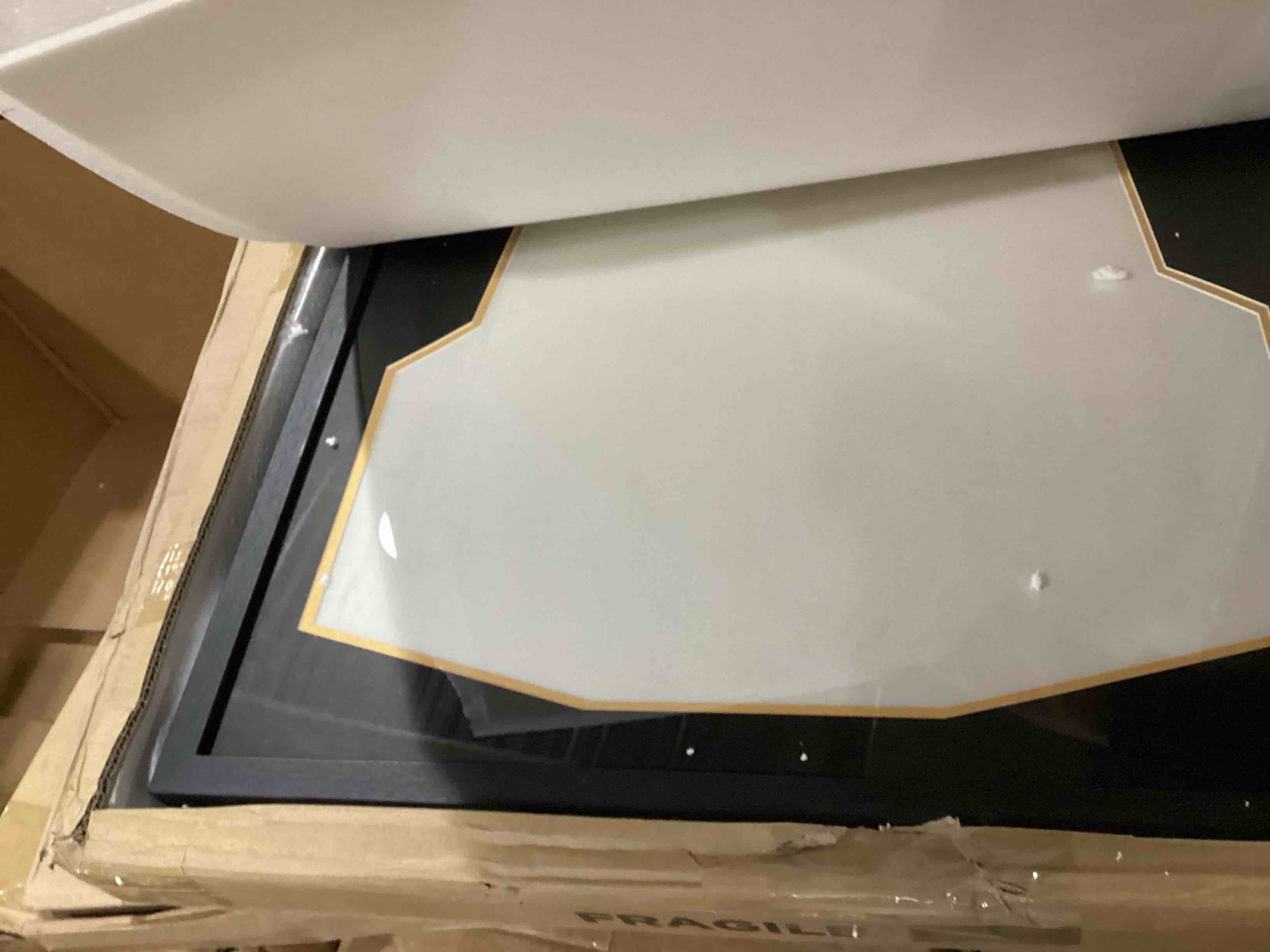 https://s3.amazonaws.com/lotting-images-prod/bidfta/PNK1308197_1743010712956.jpeg