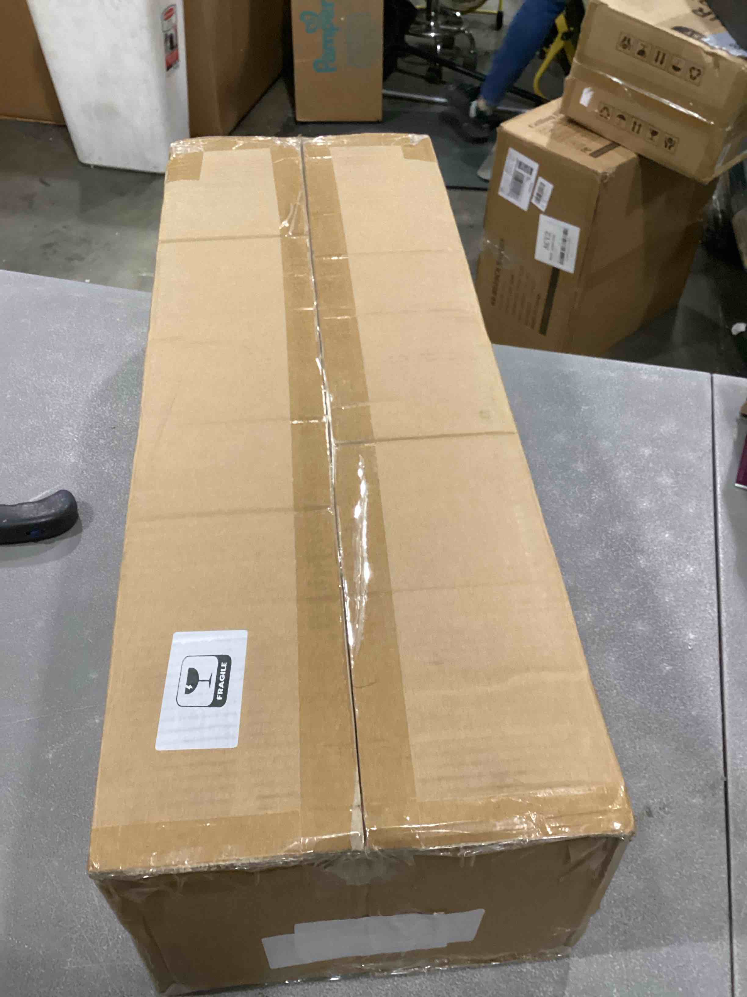 https://s3.amazonaws.com/lotting-images-prod/bidfta/PNK1309614_1743514184264.jpeg