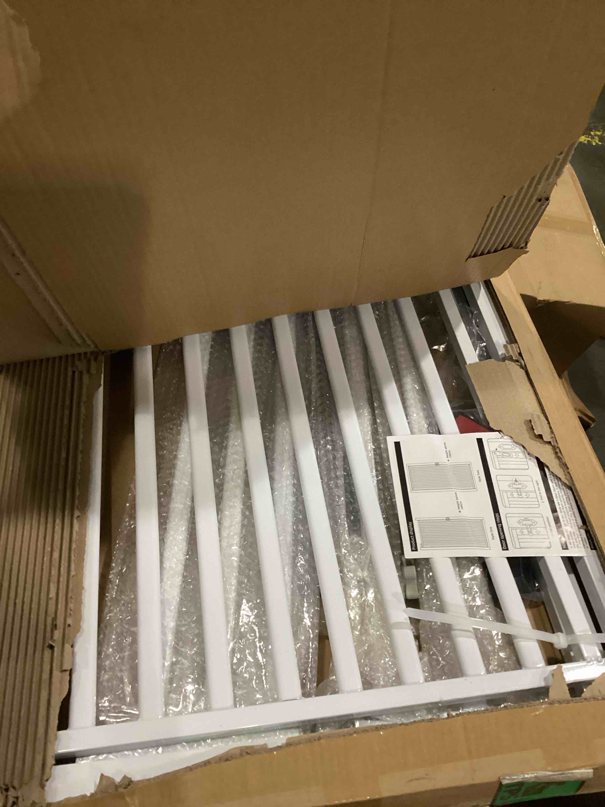 https://s3.amazonaws.com/lotting-images-prod/bidfta/PNK1309634_1743518361301.jpeg