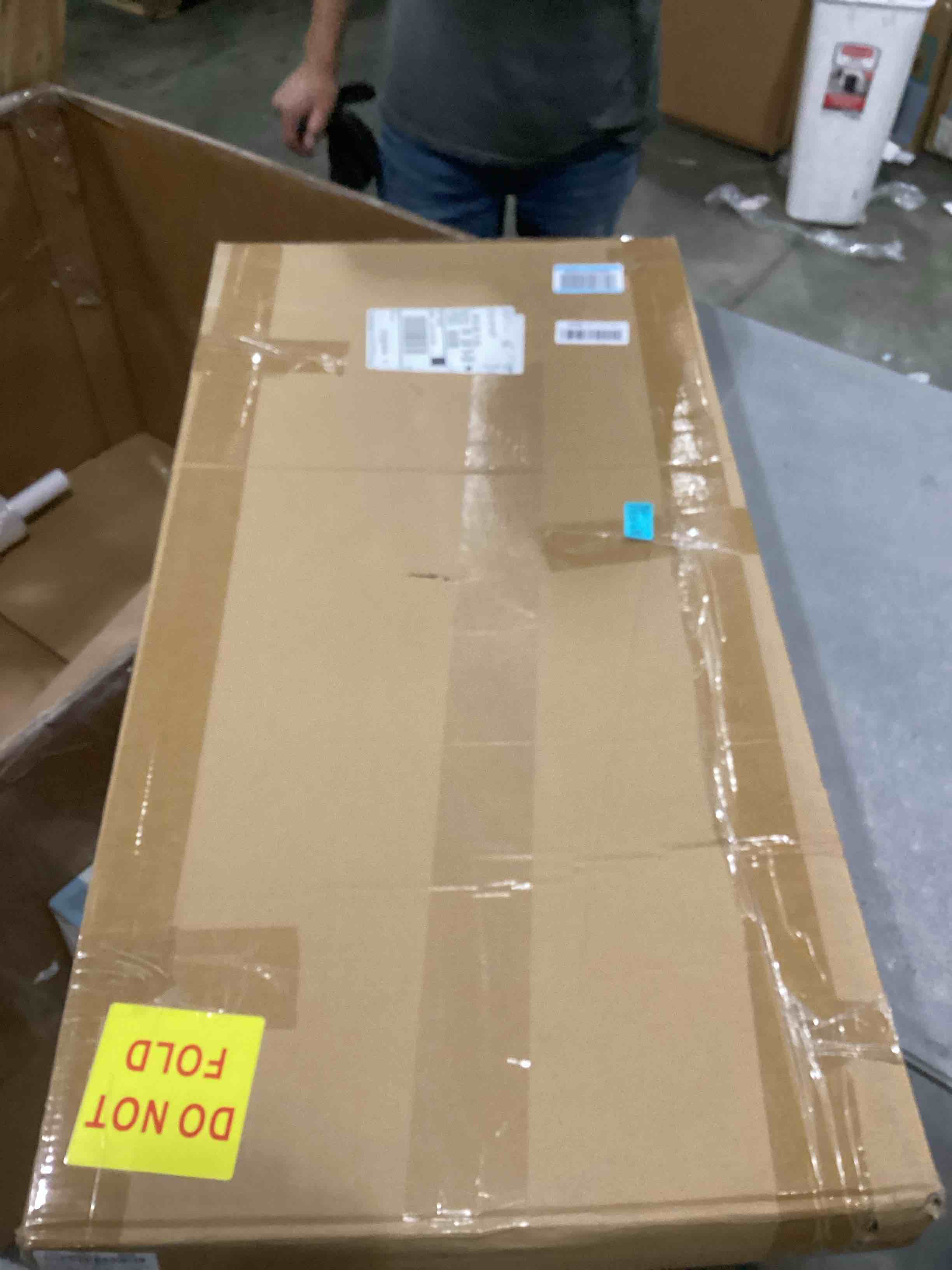 Condition photo showing Good Condition for marddpair Black Wheel Molding Fender-flare Front Right Passenger Side Plastic Replacement for Grand Cherokee 2011 2012 2013 2014 2015 2016 1MP38RXFAE CH1291106