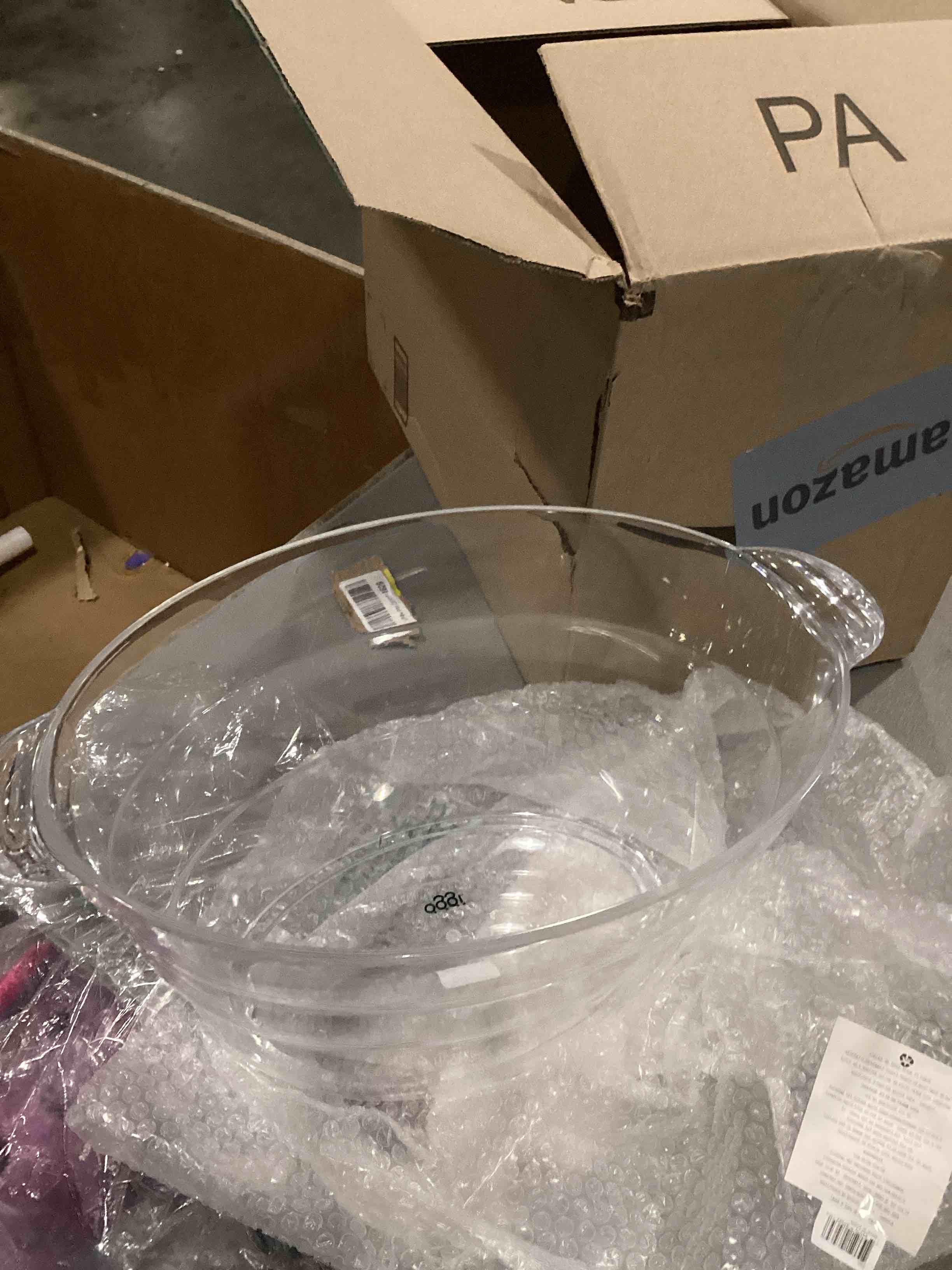 https://s3.amazonaws.com/lotting-images-prod/bidfta/PNK1310180_1744028124455.jpeg