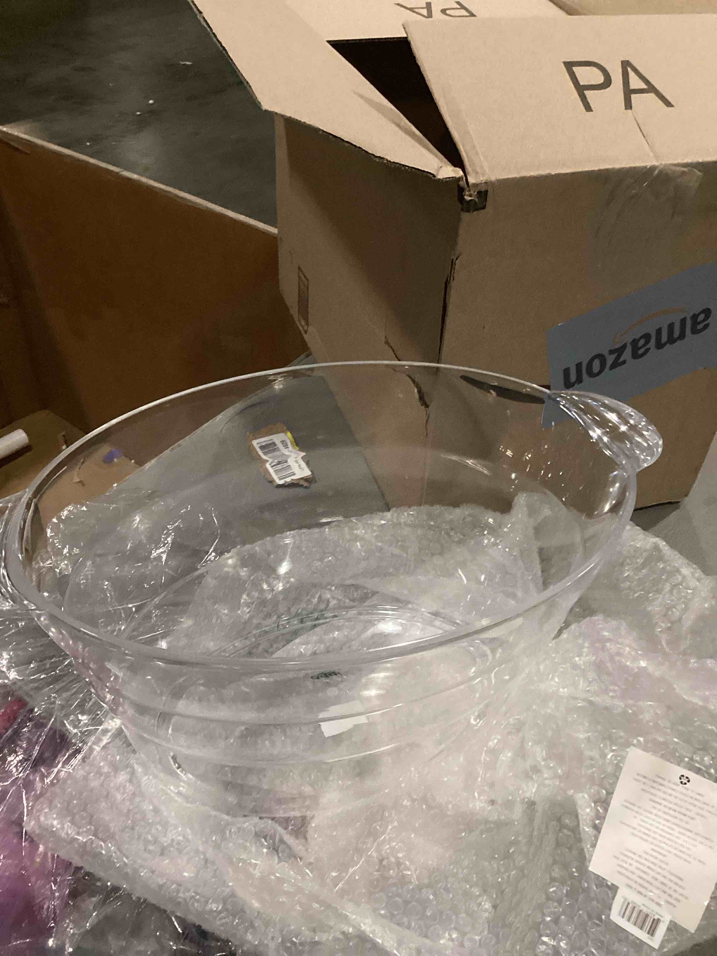https://s3.amazonaws.com/lotting-images-prod/bidfta/PNK1310180_1744028125387.jpeg