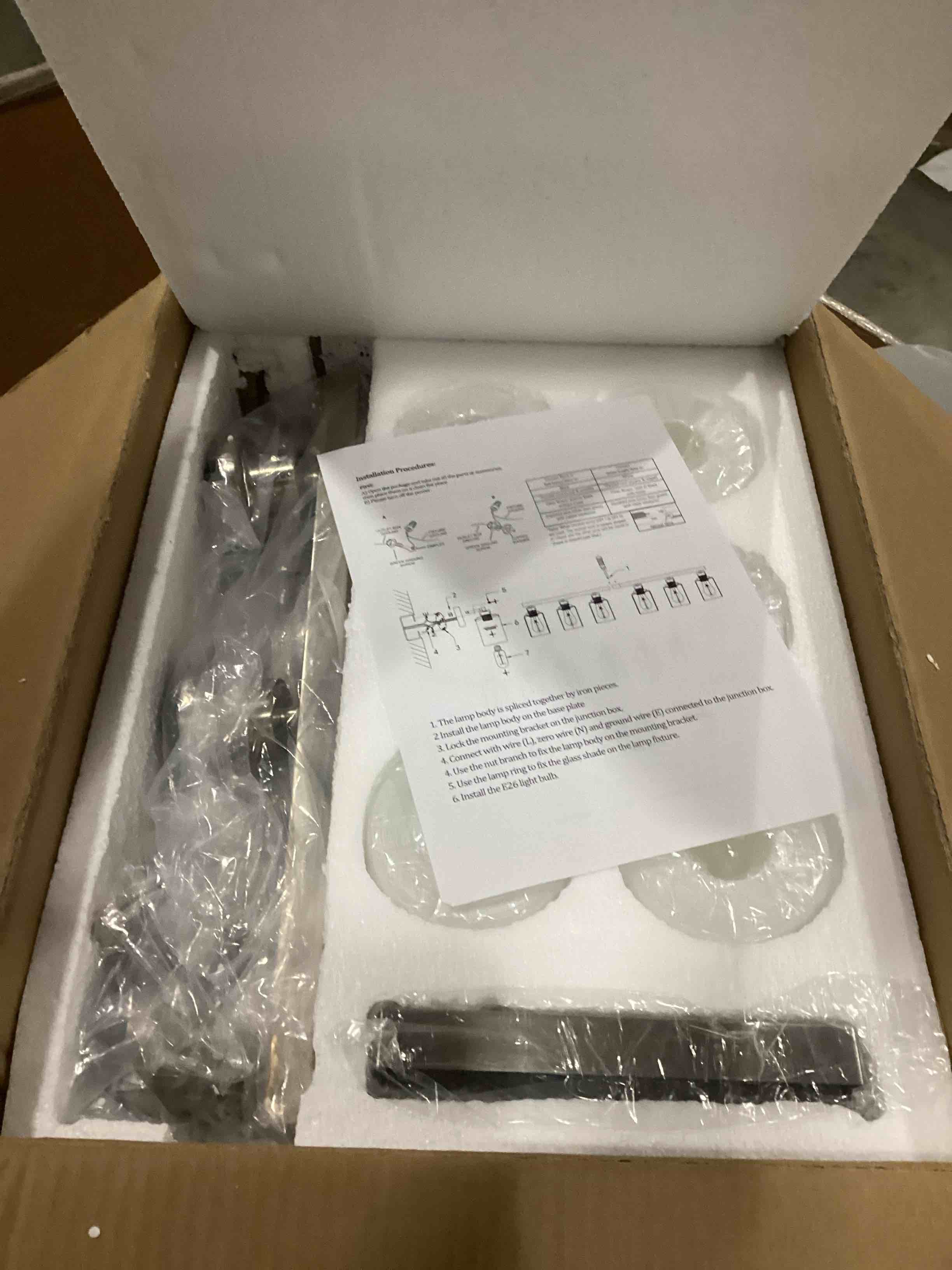 https://s3.amazonaws.com/lotting-images-prod/bidfta/PNK1310653_1744225607519.jpeg