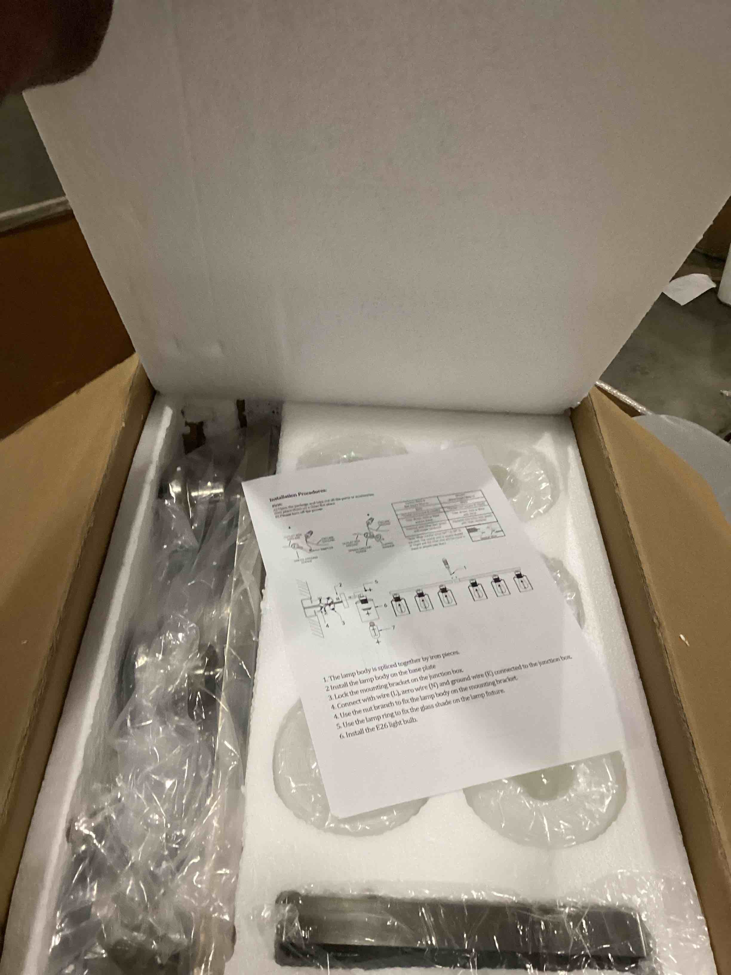 https://s3.amazonaws.com/lotting-images-prod/bidfta/PNK1310653_1744225608323.jpeg
