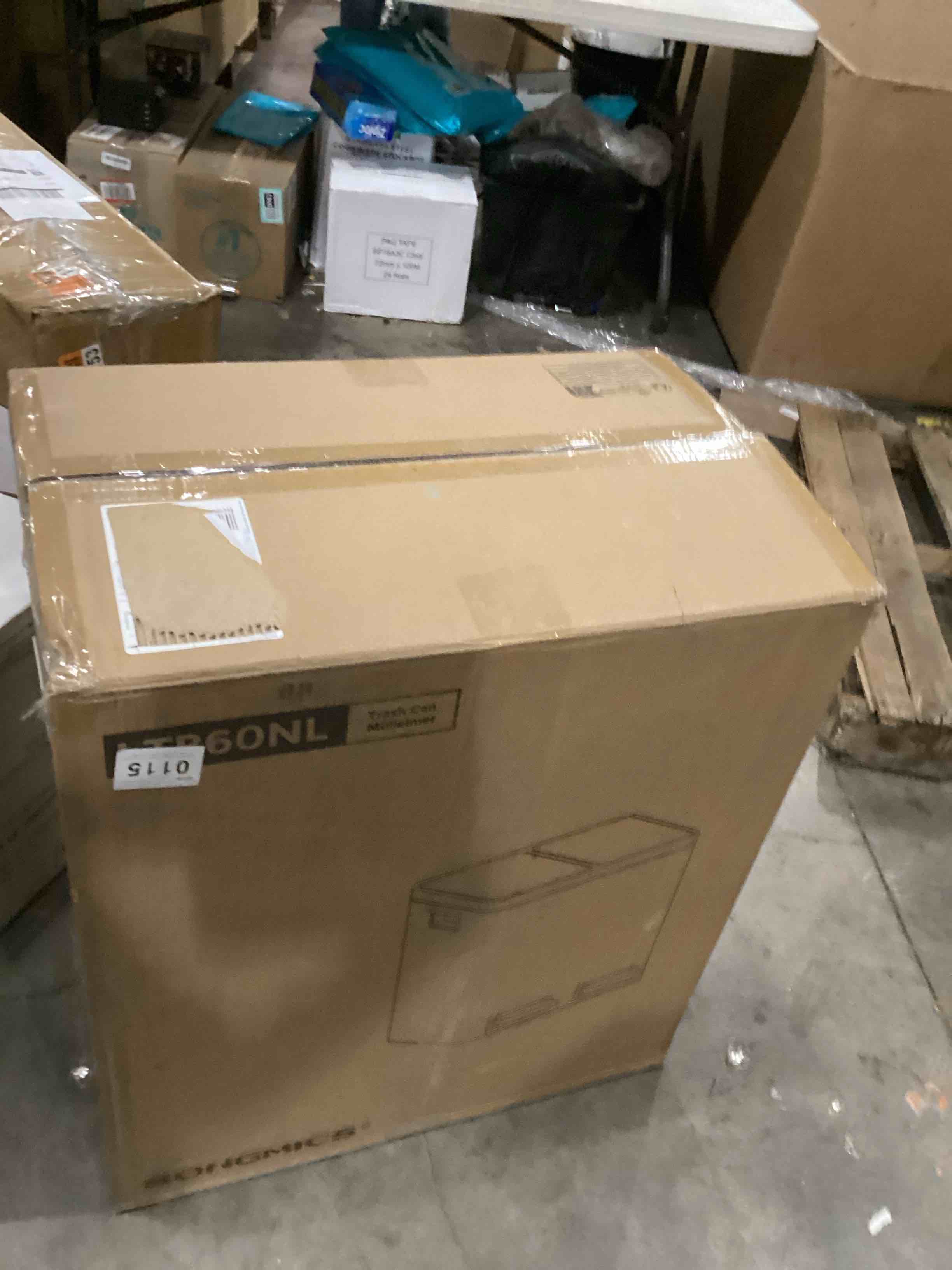 https://s3.amazonaws.com/lotting-images-prod/bidfta/PNK1310684_1744286709512.jpeg