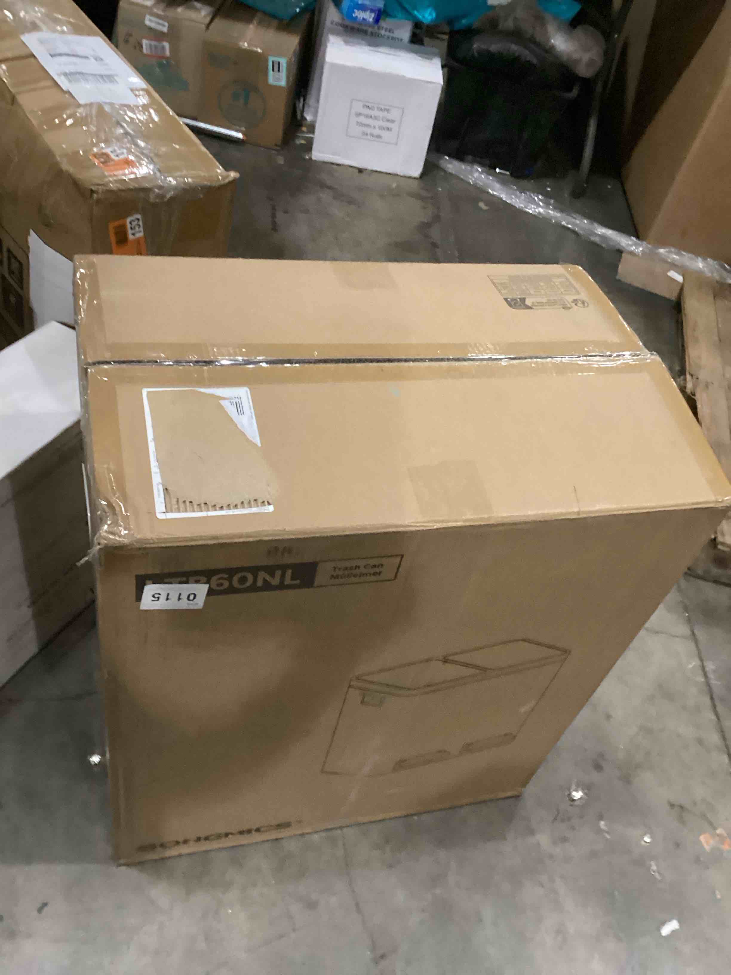 https://s3.amazonaws.com/lotting-images-prod/bidfta/PNK1310684_1744286710441.jpeg