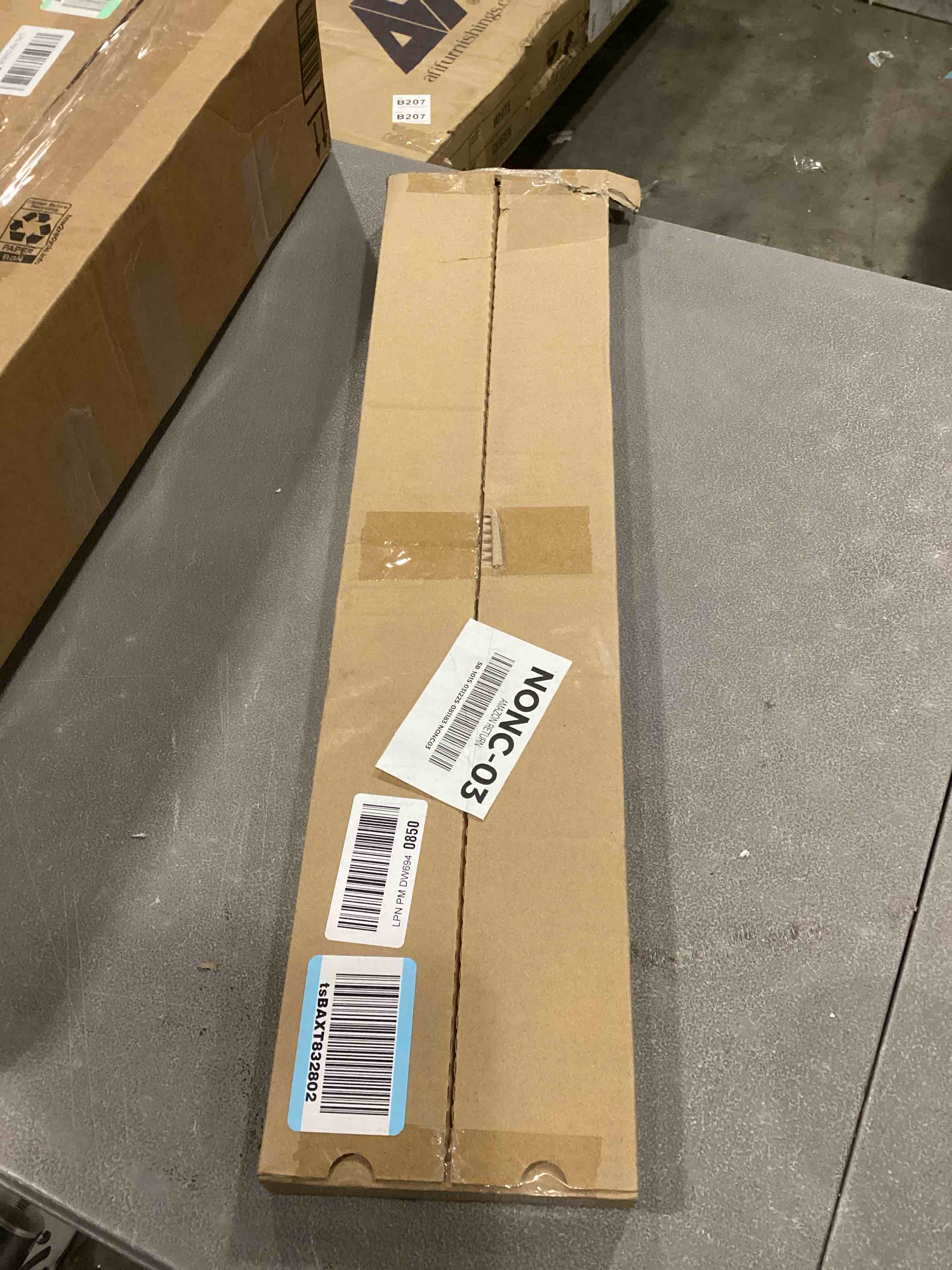 https://s3.amazonaws.com/lotting-images-prod/bidfta/PNK1310725_1744295883584.jpeg