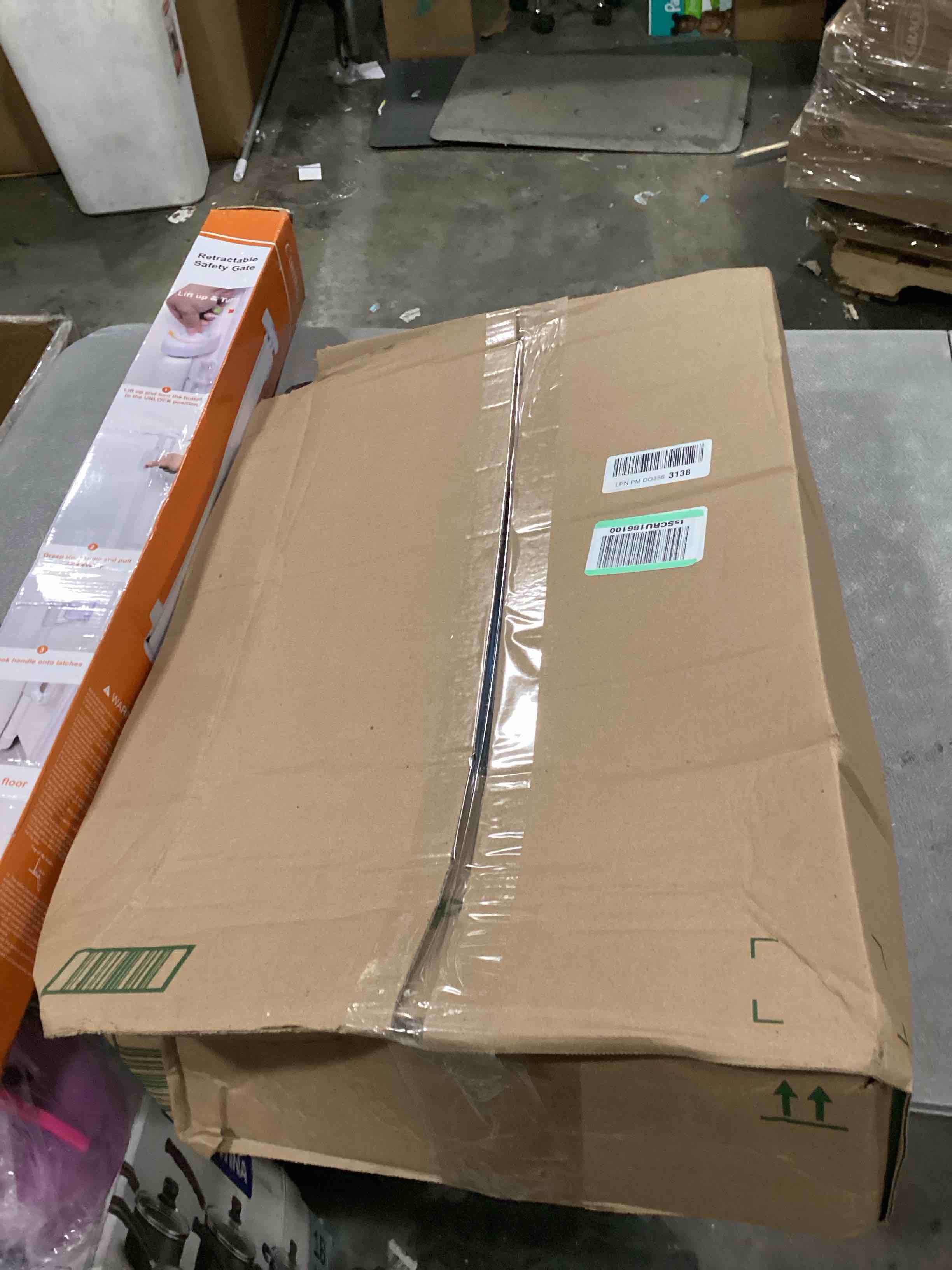 https://s3.amazonaws.com/lotting-images-prod/bidfta/PNK1310735_1744297940567.jpeg