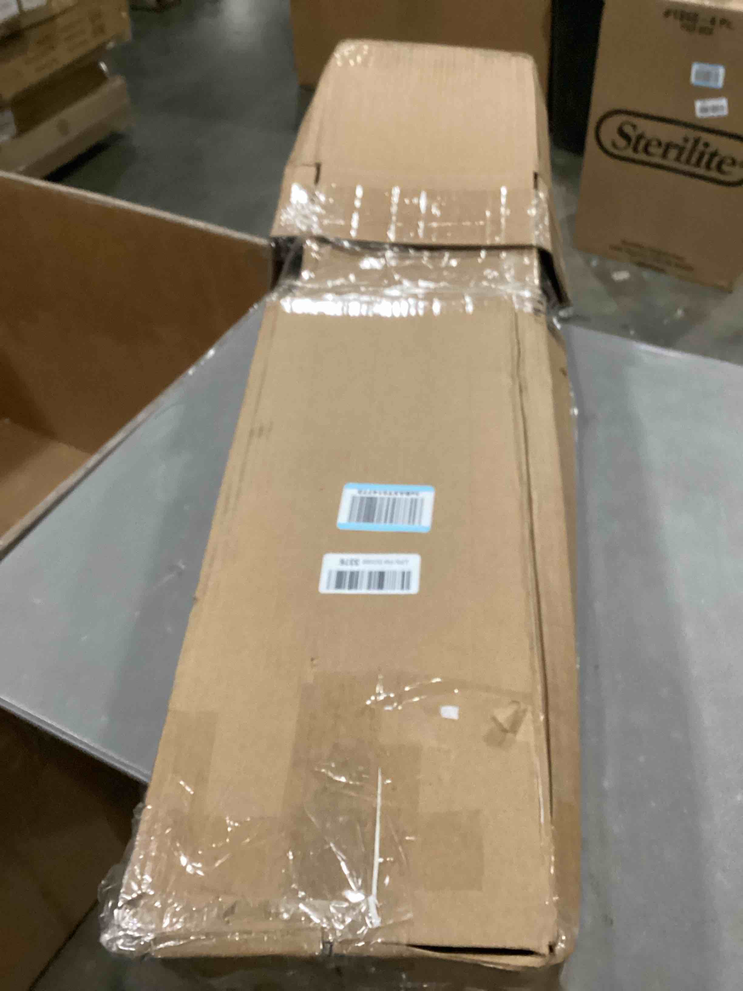 https://s3.amazonaws.com/lotting-images-prod/bidfta/PNK1310840_1744372067430.jpeg