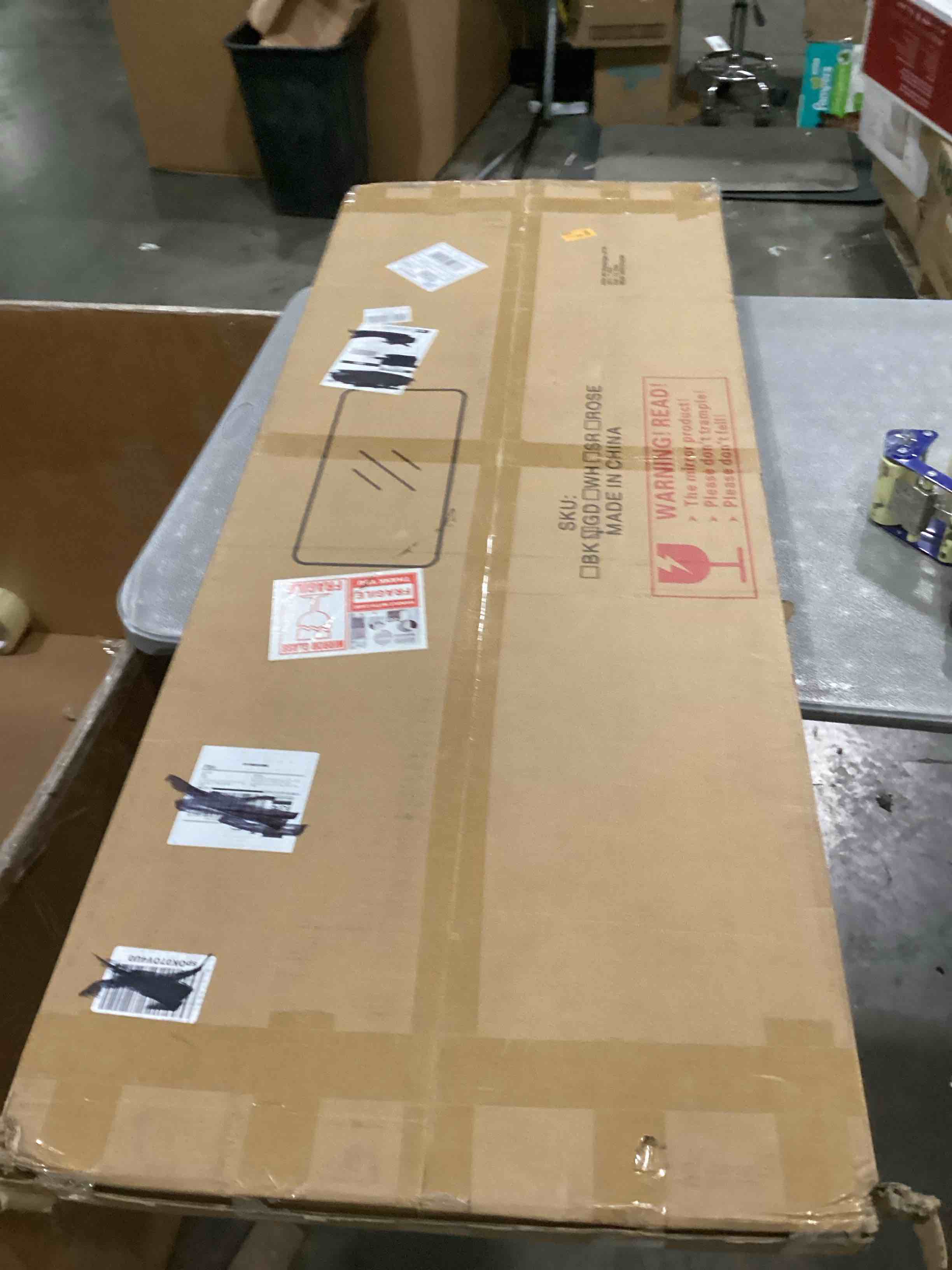 https://s3.amazonaws.com/lotting-images-prod/bidfta/PNK1310933_1744390335124.jpeg