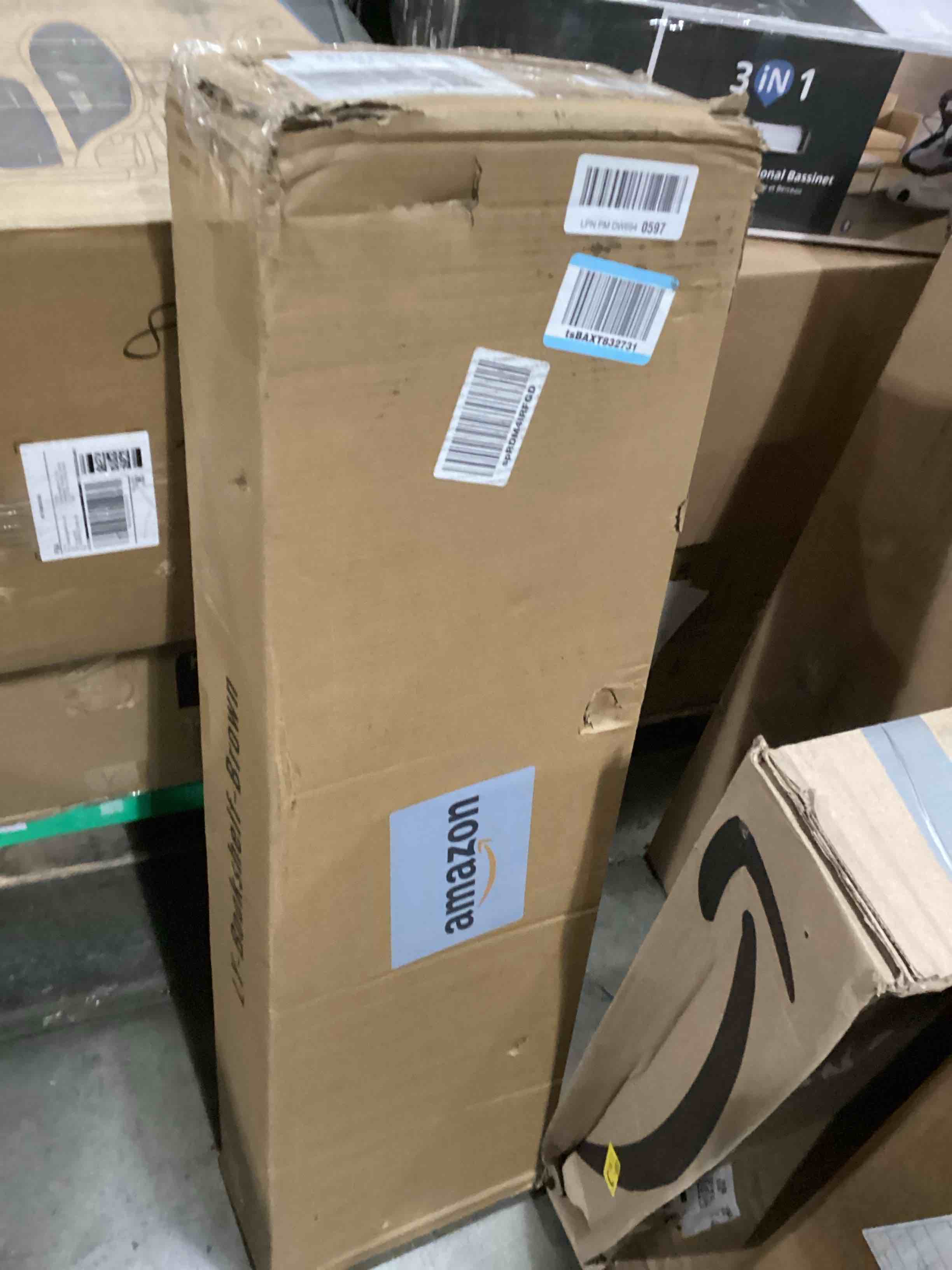https://s3.amazonaws.com/lotting-images-prod/bidfta/PNK1311224_1744725174541.jpeg