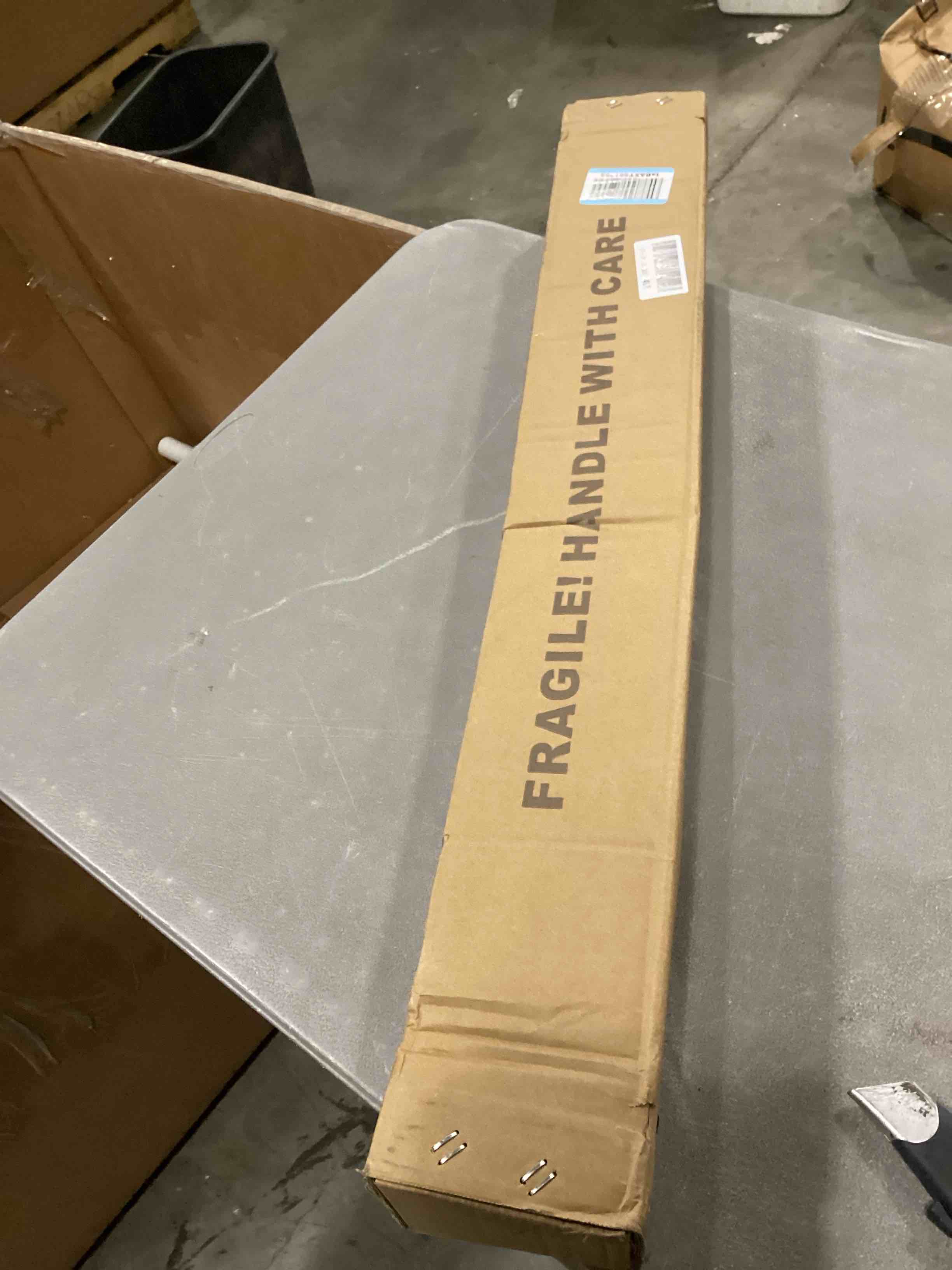 https://s3.amazonaws.com/lotting-images-prod/bidfta/PNK1311845_1745407145628.jpeg